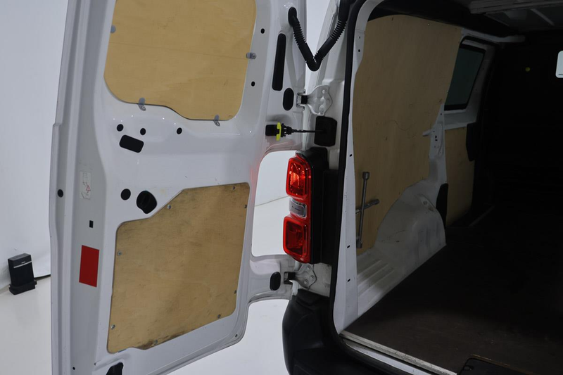 Citroen Jumpy 1.5 HDI 102 - L3 - 3PL 2 PORTES LAT - CAM - CAR... — photo 11