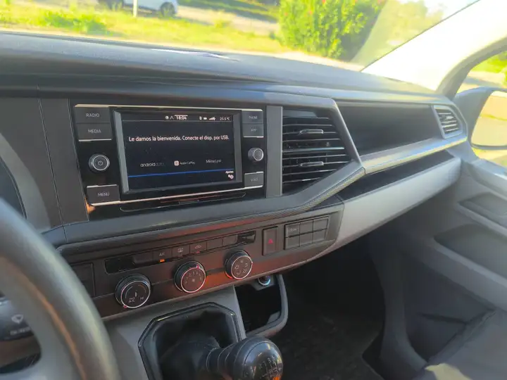 Volkswagen Transporter 2021, foto 6