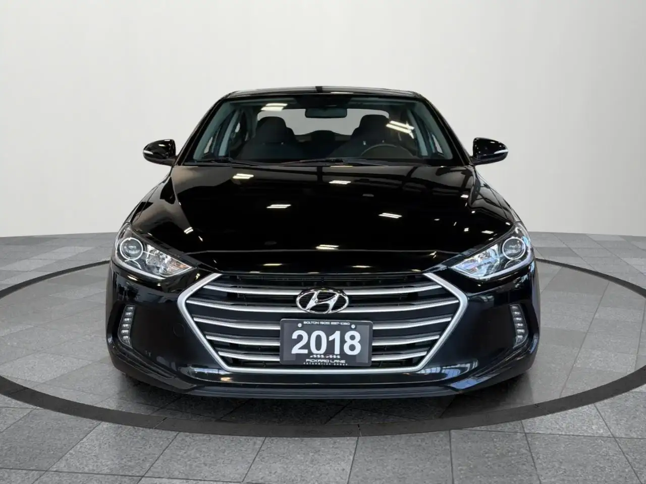 Hyundai ELANTRA fotografie Hyundai ELANTRA