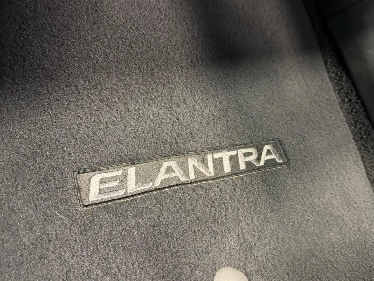 Hyundai ELANTRA fotografie Hyundai ELANTRA