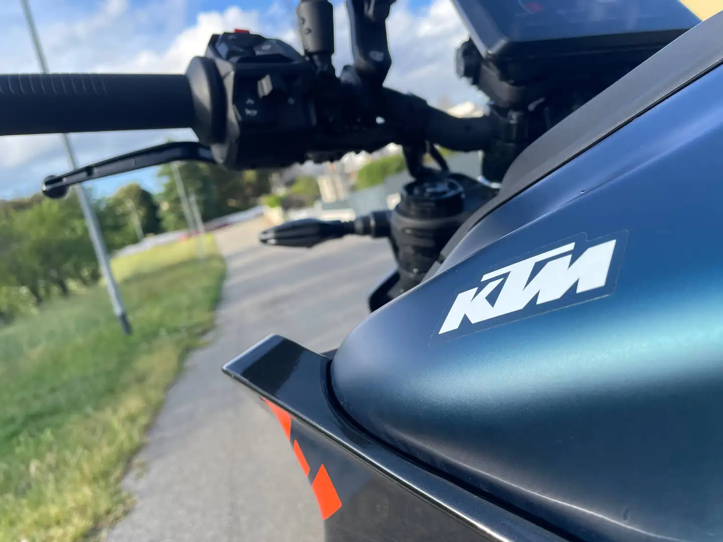 KTM 125 Duke Azul - 2