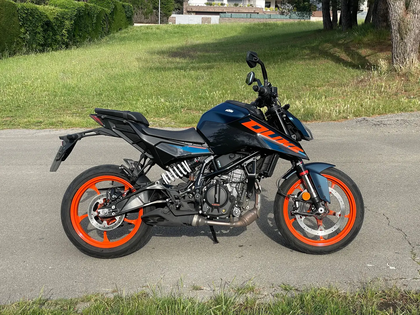 KTM 125 Duke Azul - 1