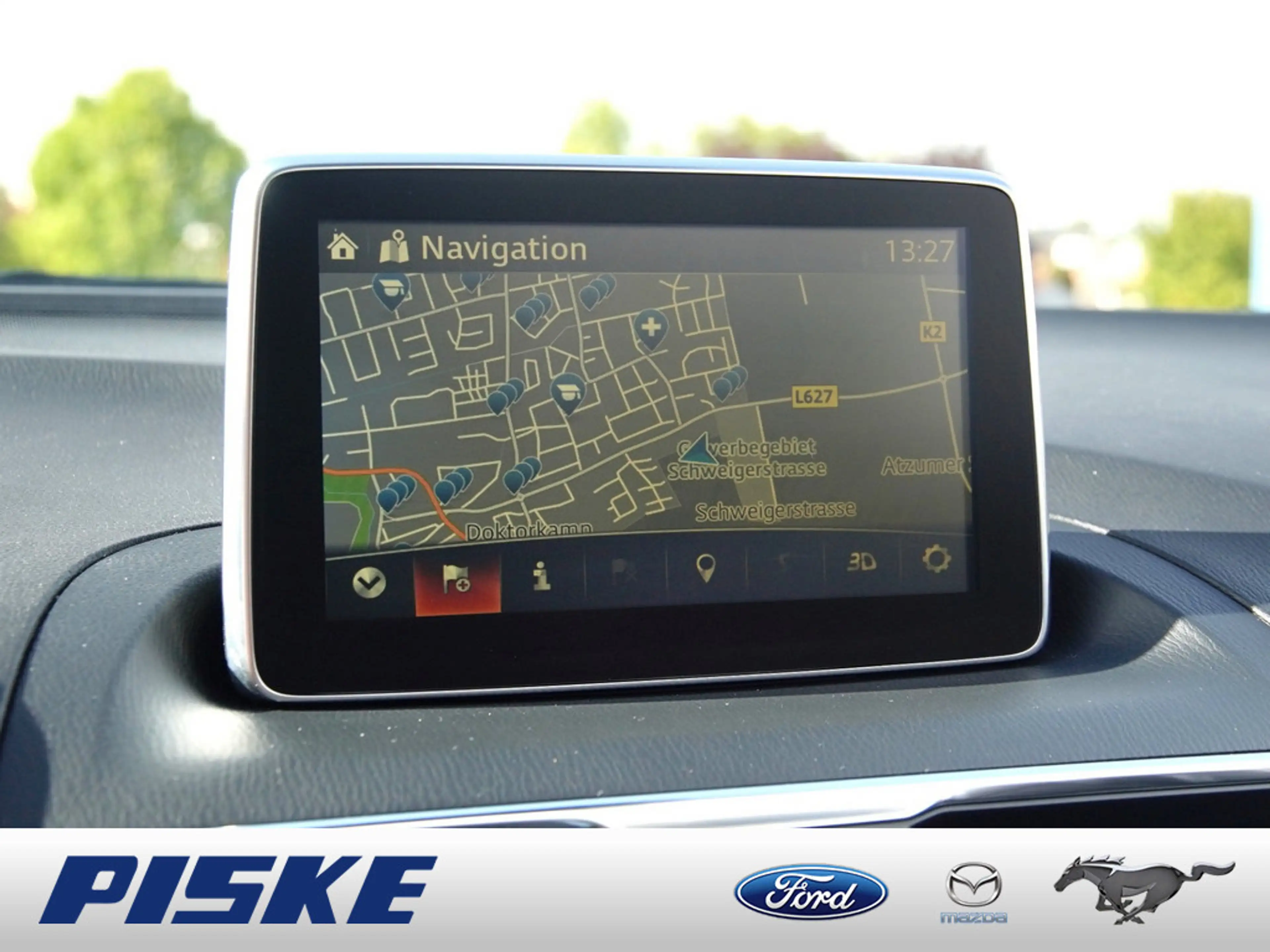 Mazda 3 Sports-Line KEYLESS PDC SHZ XENON BOSE HUD — photo 9