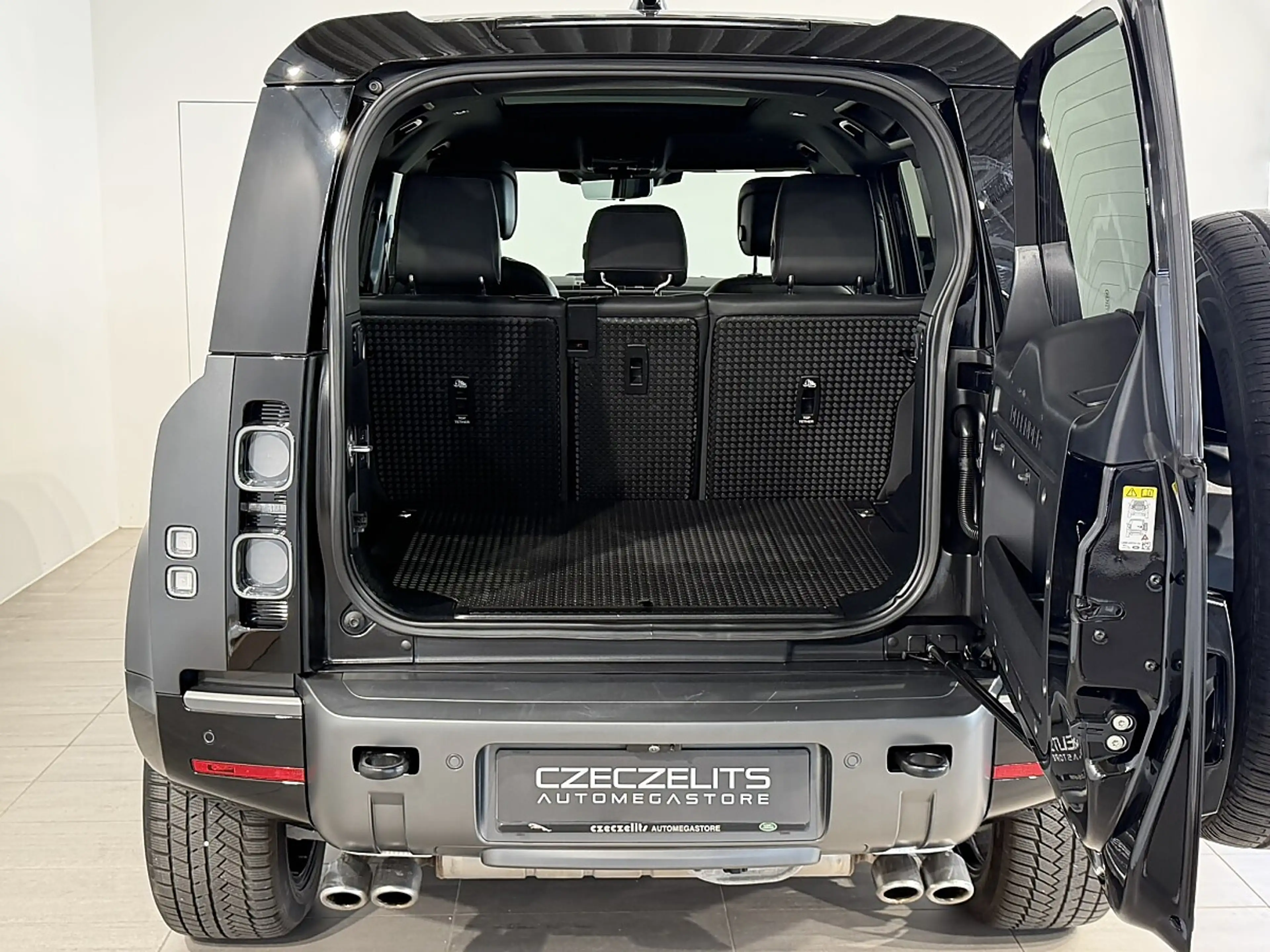 Land Rover Defender 110 Carpathian Edition P525 AWD Aut. — photo 7