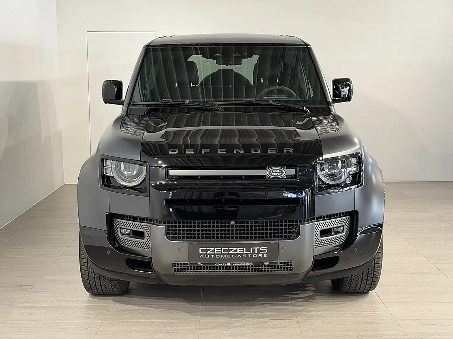 Land Rover Defender 110 Carpathian Edition P525 AWD Aut. Grau - 2