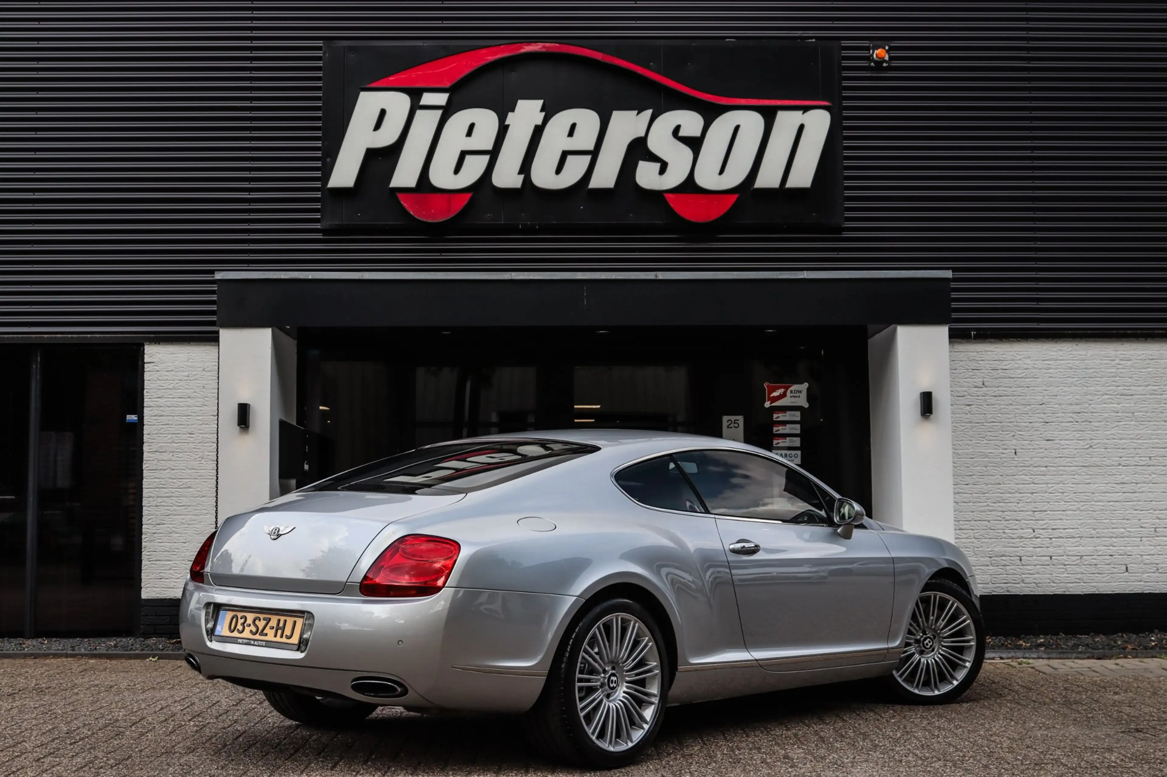 Bentley Continental GT 6.0 W12 NAP ORIGINEEL NL NIEUWSTAAT — photo 11