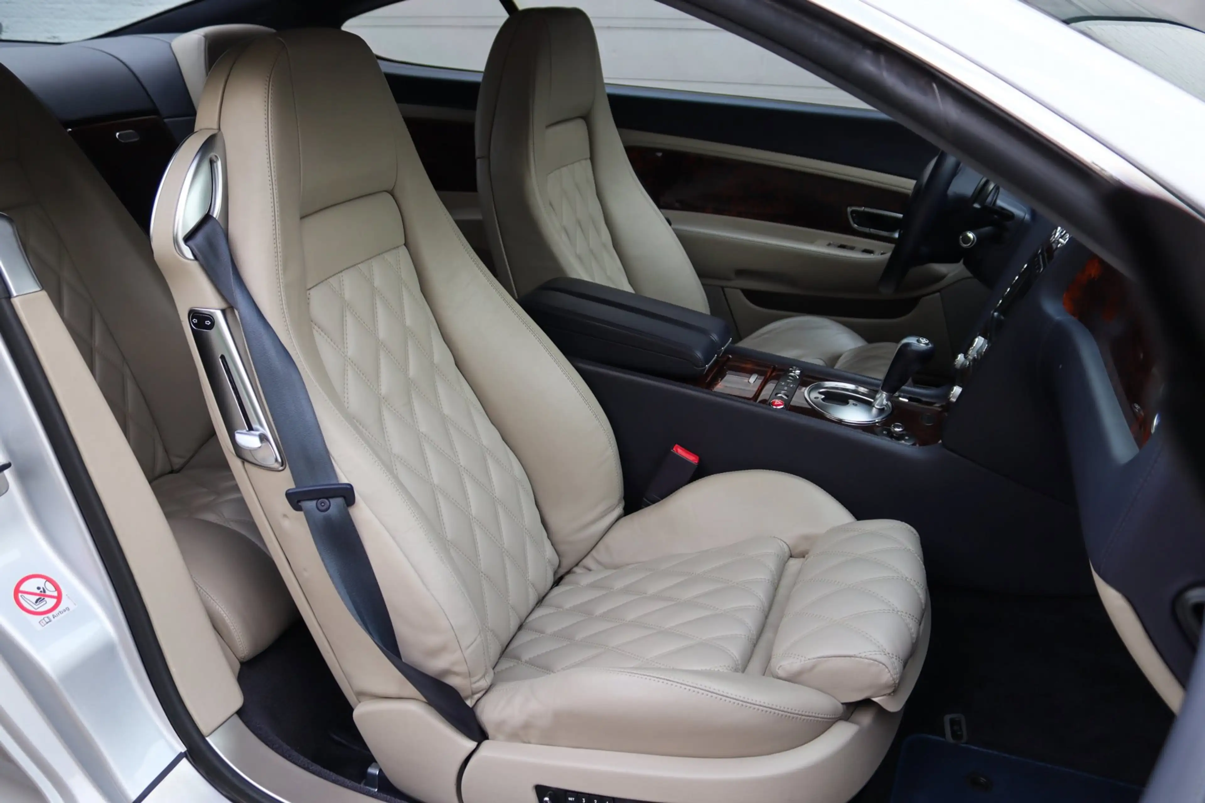 Bentley Continental GT 6.0 W12 NAP ORIGINEEL NL NIEUWSTAAT — photo 14