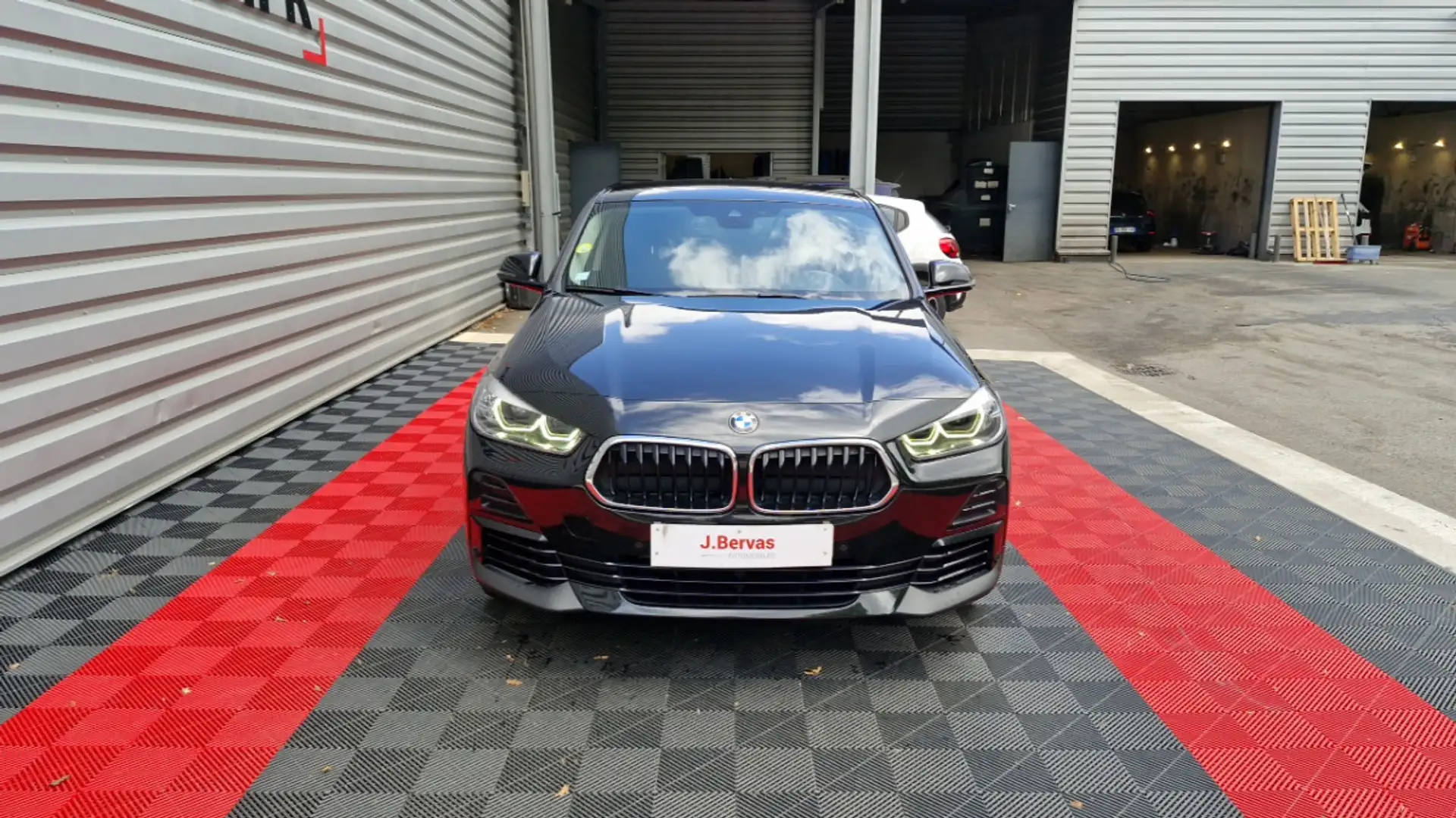 BMW X2 sDrive16d Business Design DKG7 Noir - 2