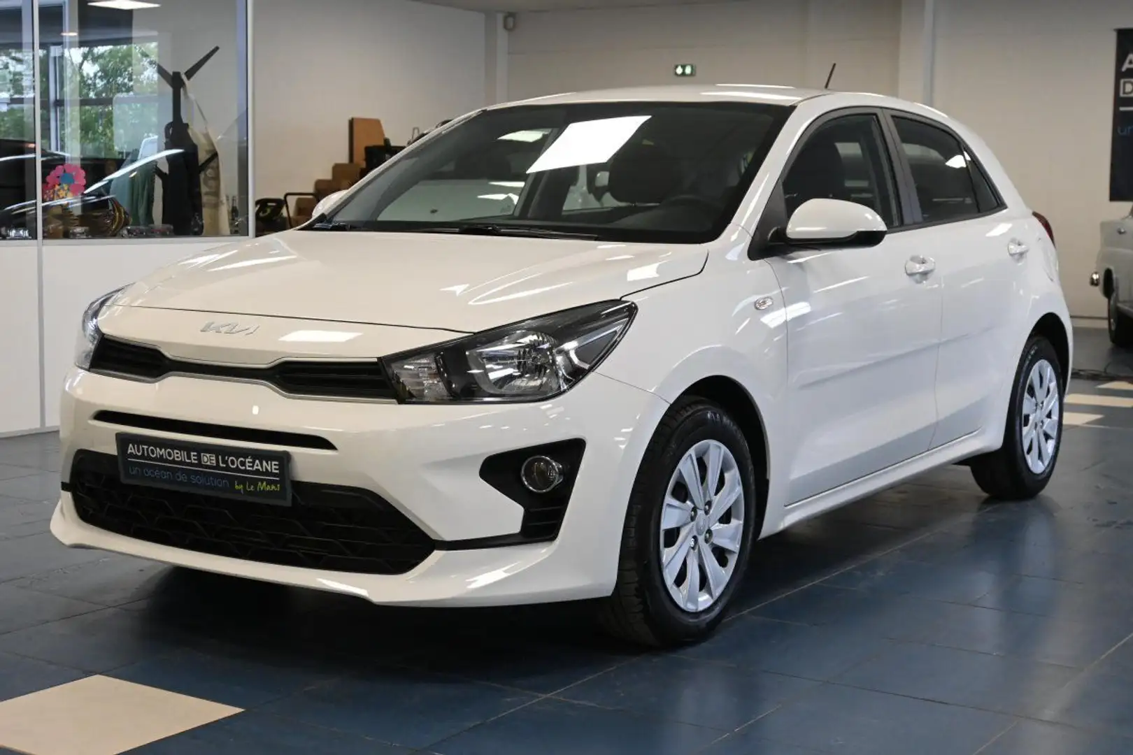 Kia Rio 1.2 DPi 84ch BVM5 Active Blanc - 1