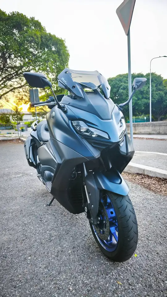 Yamaha Tmax 560