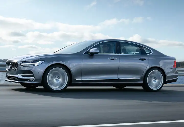 Volvo S90 2018, foto 18
