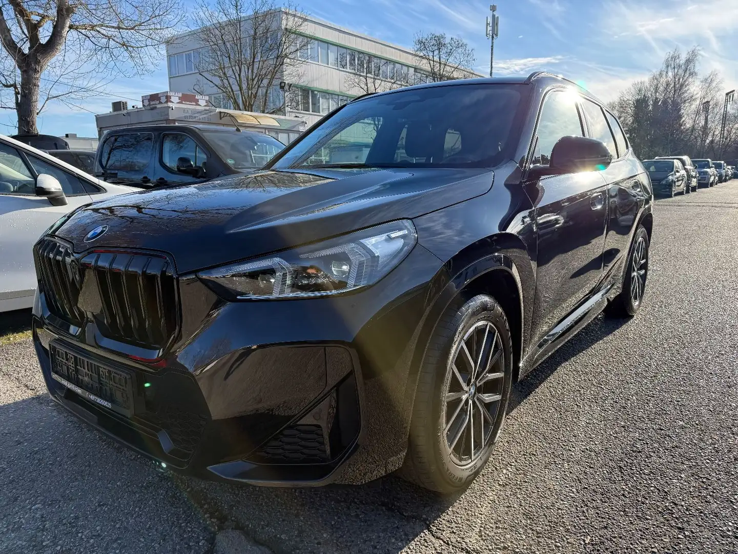 BMW X1 18 i sDrive M Sport Noir - 1