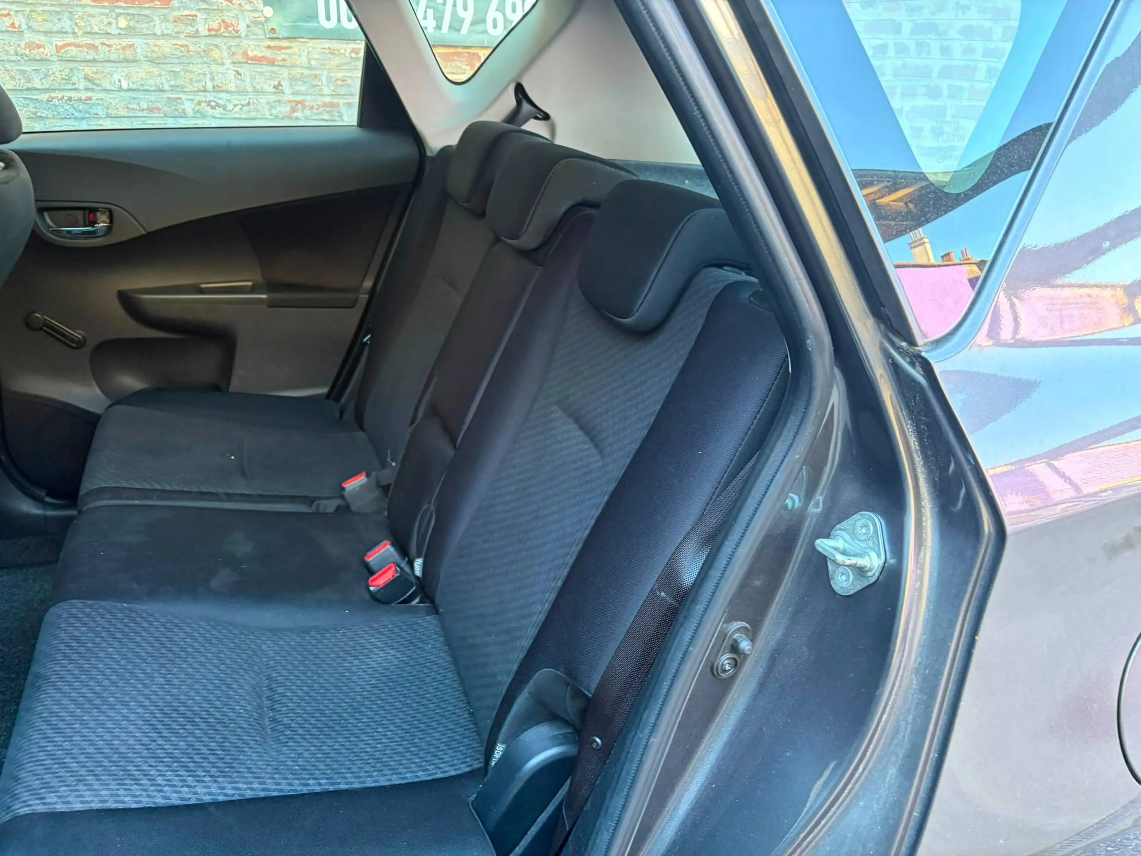 Toyota Verso-S Verso S 1.33 VVT-i Sol Multidrive S — photo 8