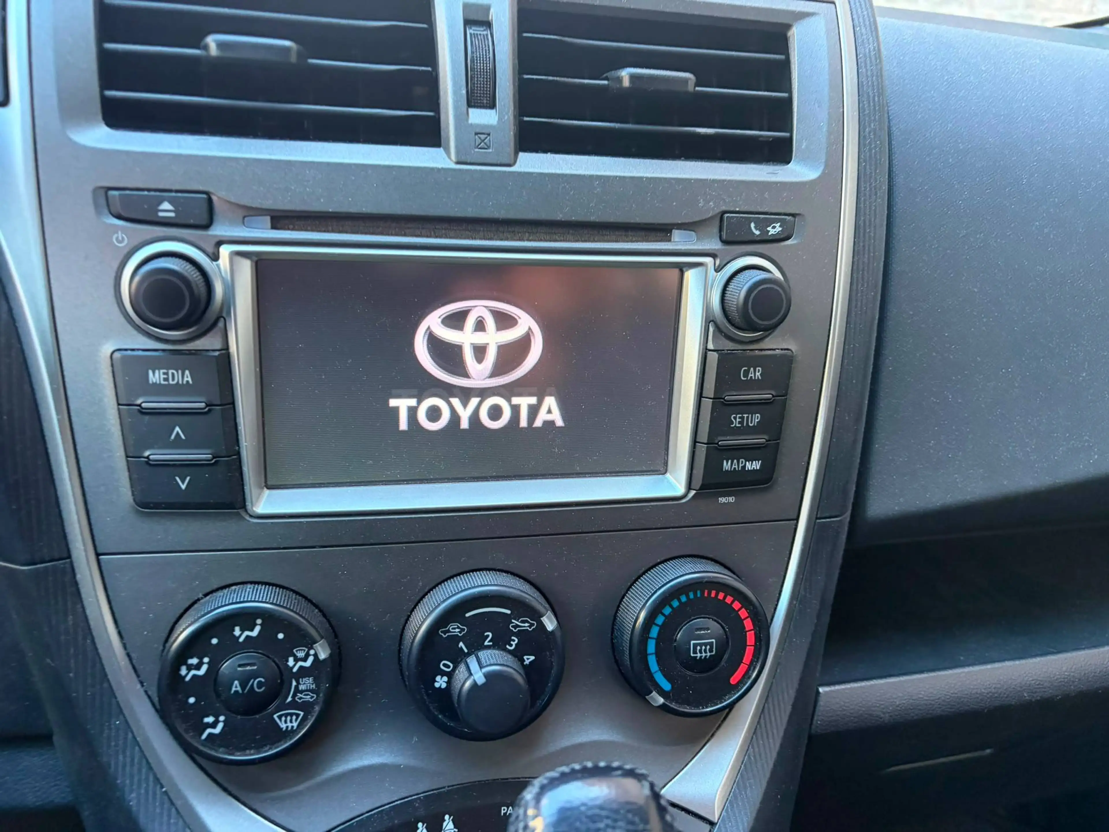 Toyota Verso-S Verso S 1.33 VVT-i Sol Multidrive S — photo 13