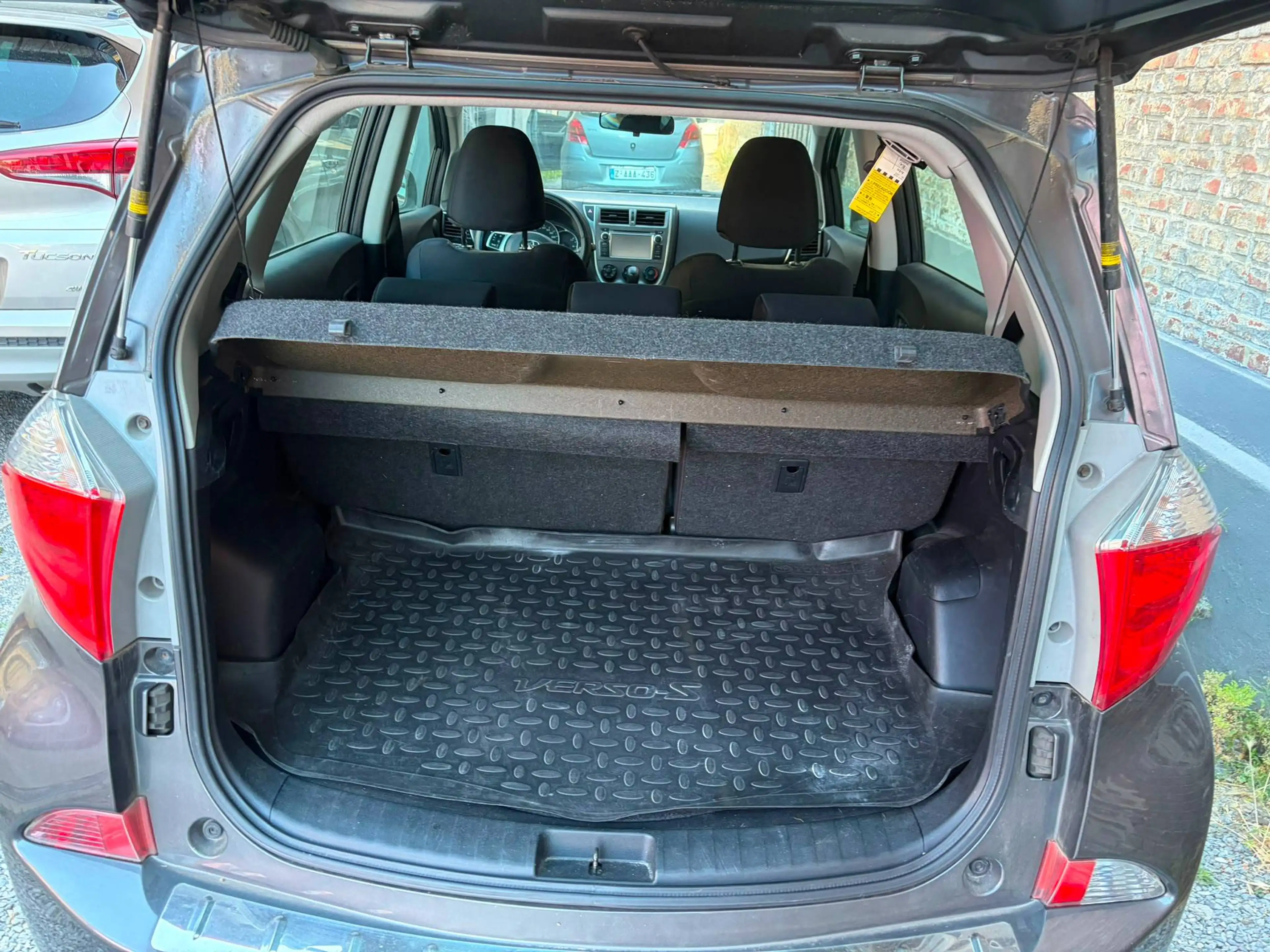 Toyota Verso-S Verso S 1.33 VVT-i Sol Multidrive S — photo 9