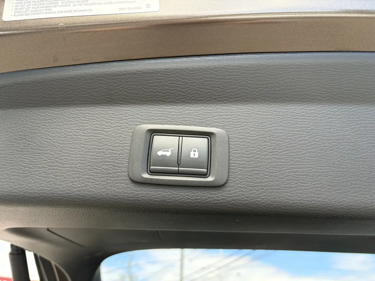 Mitsubishi Outlander снимка Mitsubishi Outlander