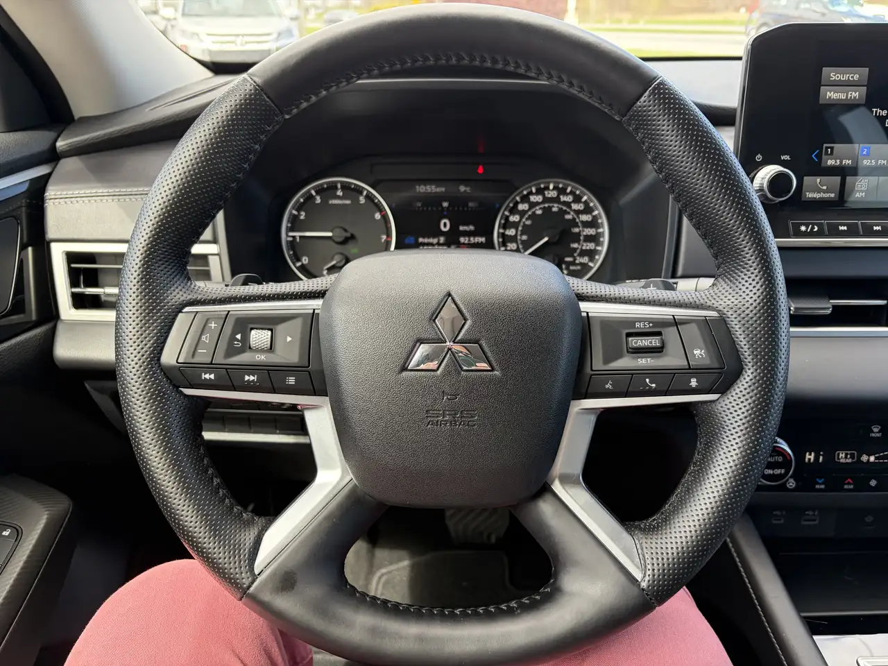 Mitsubishi Outlander снимка Mitsubishi Outlander