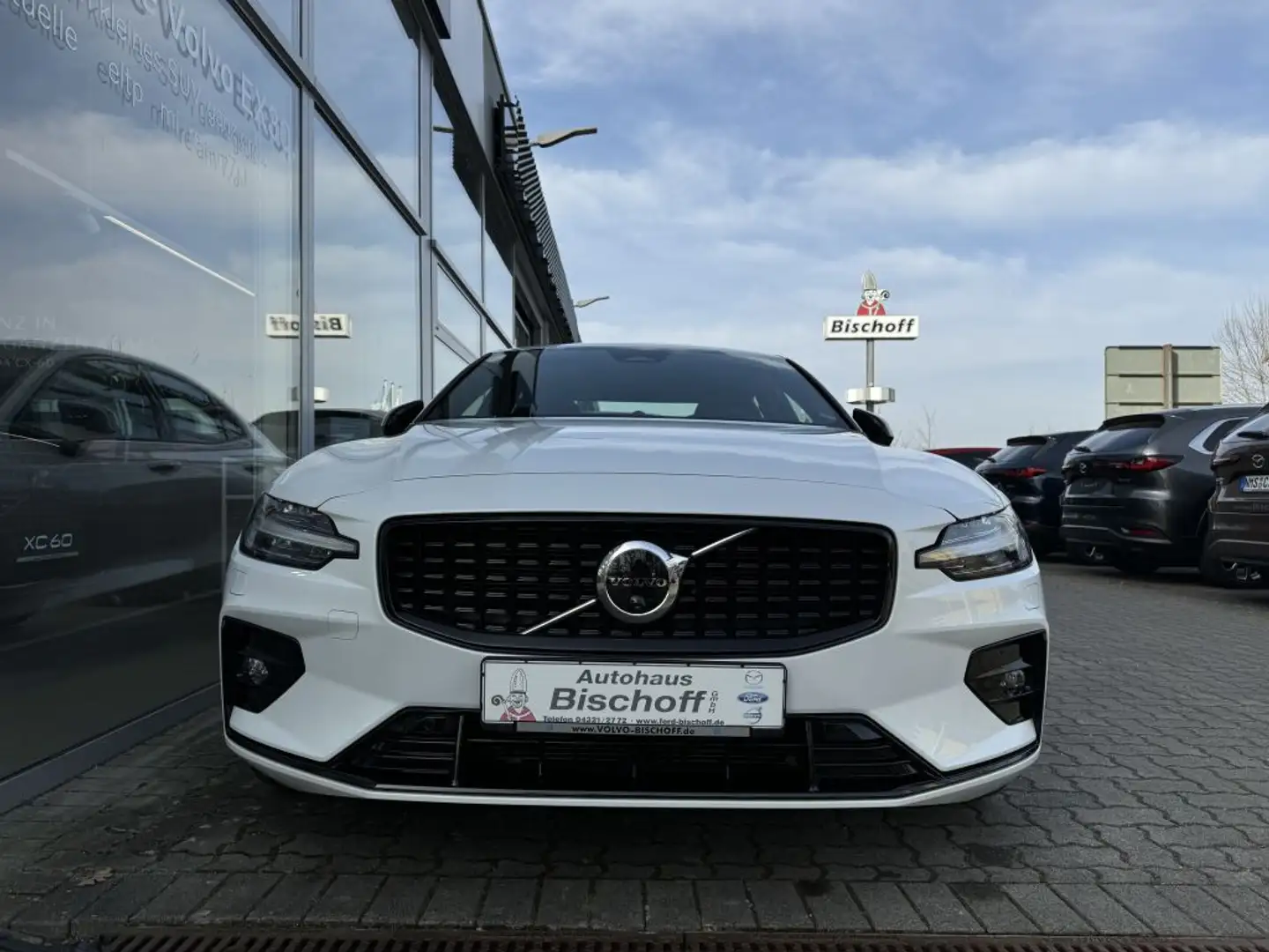 Volvo S60 B5 B AWD Ultimate Dark, B&W Soundsystem, Alb - 2