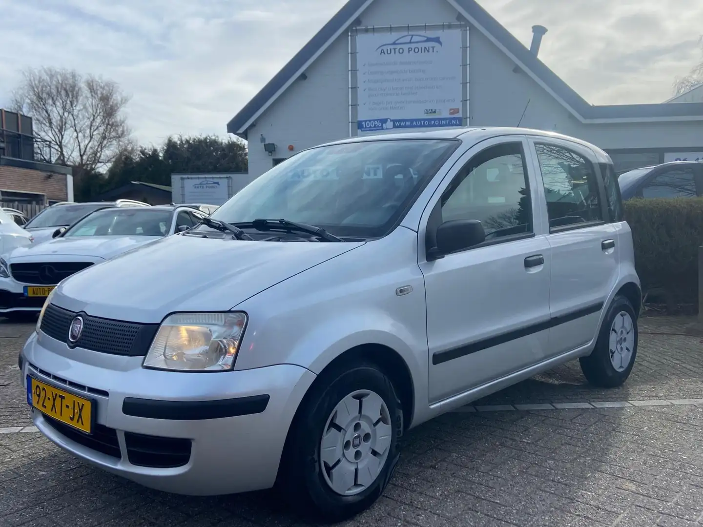 Fiat Panda 1.1 STUURBEKR/5-DEURS/ZUINIG/104300KM! Grau - 1