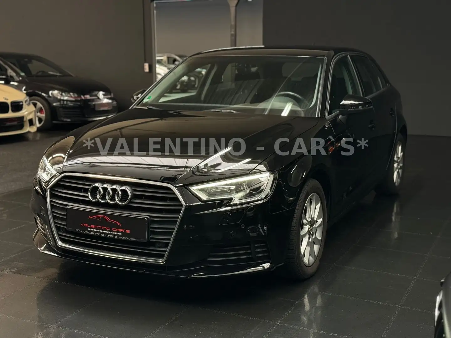 Audi A3 Sportback 1.0 TFSI S-Tronic/Nav/BiXen/Shz/Pdc Negro - 2