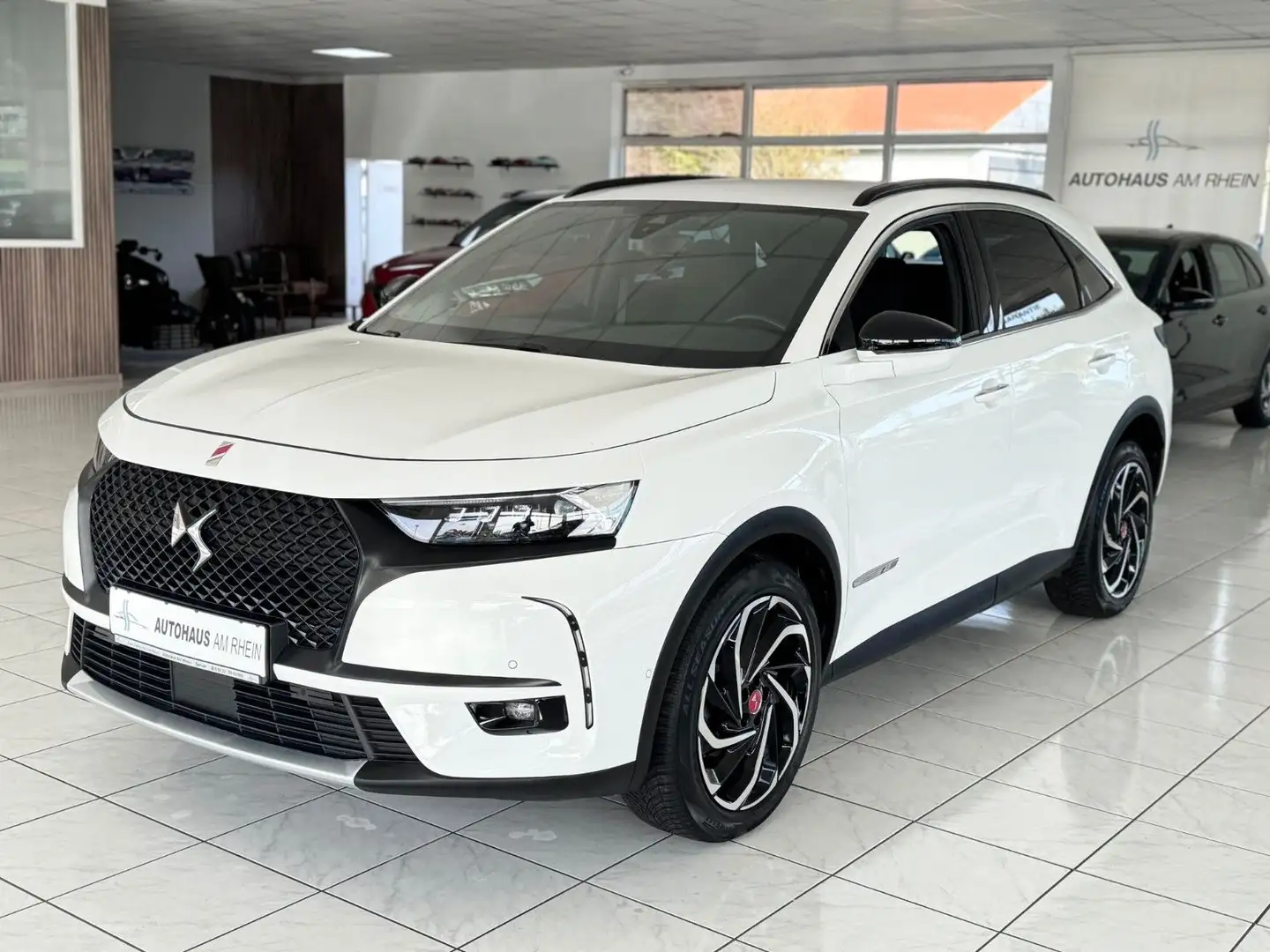 DS Automobiles DS 7 Crossback Performance Line+Automatik+Virtual Weiß - 2