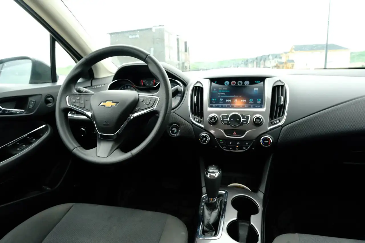 Chevrolet Cruze снимка Chevrolet Cruze