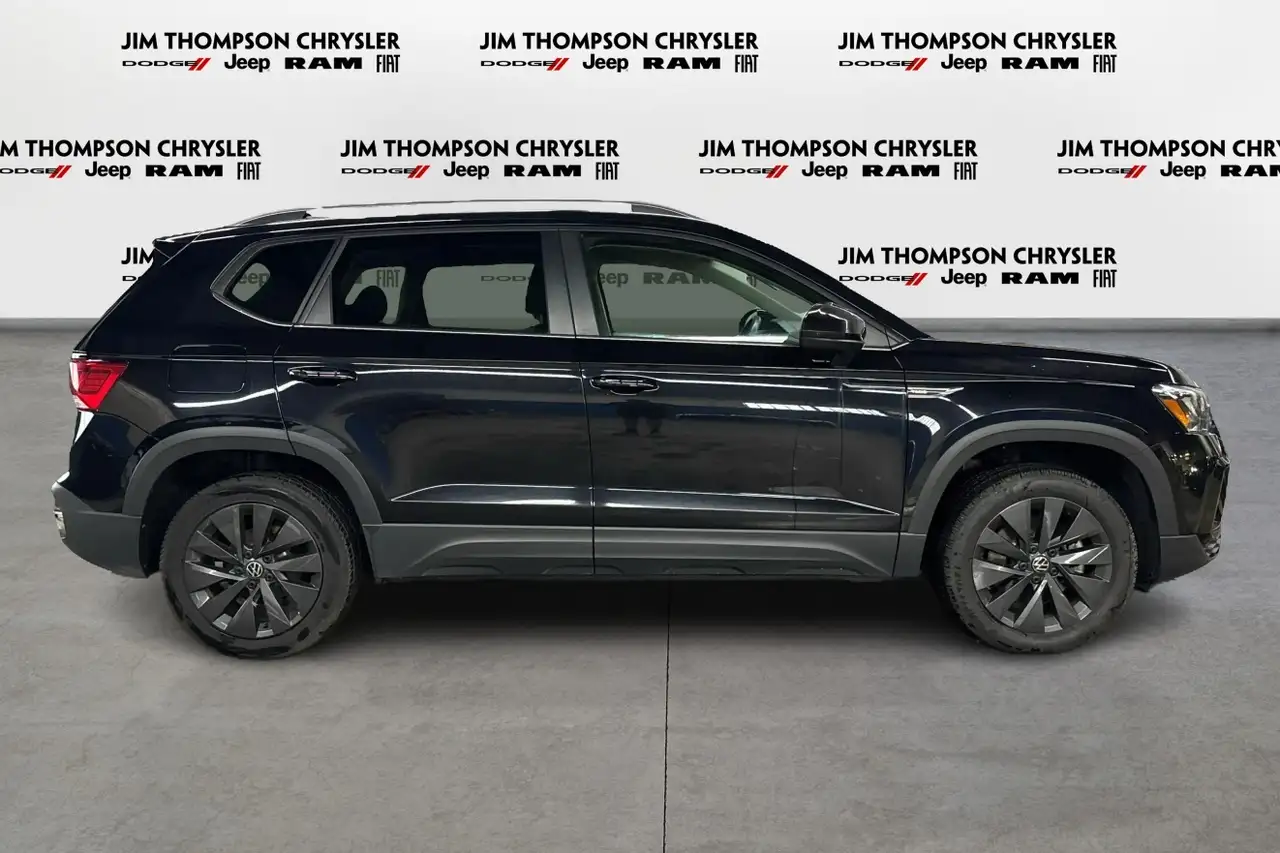 Volkswagen Taos снимка Volkswagen Taos