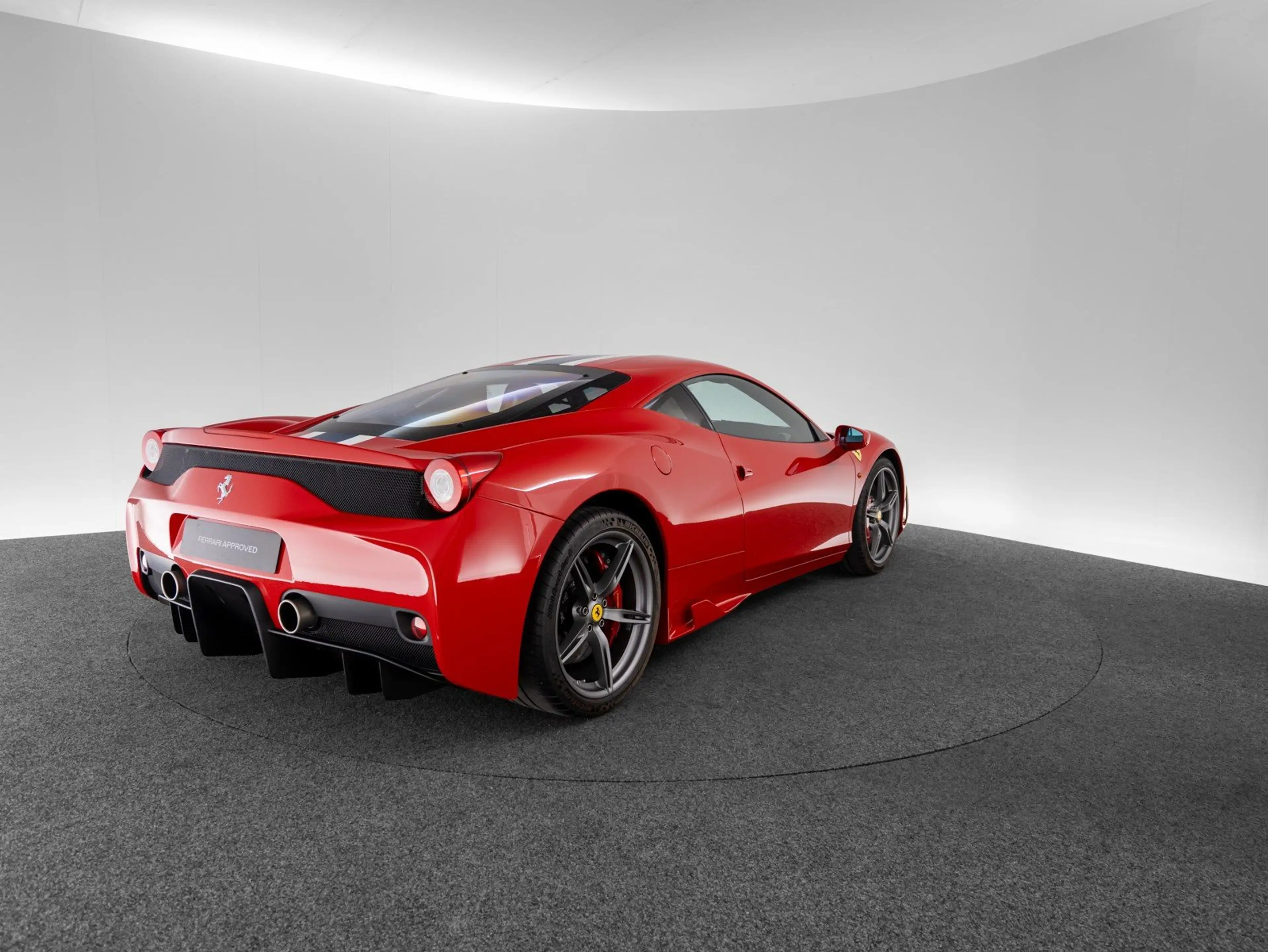 Ferrari 458 Speciale LIFT — photo 5