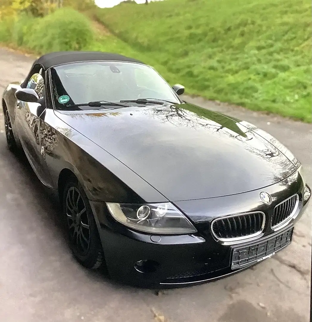 BMW Z4 roadster 2.0i 2. Hand Scheckheft Faceliftmodell Schwarz - 1
