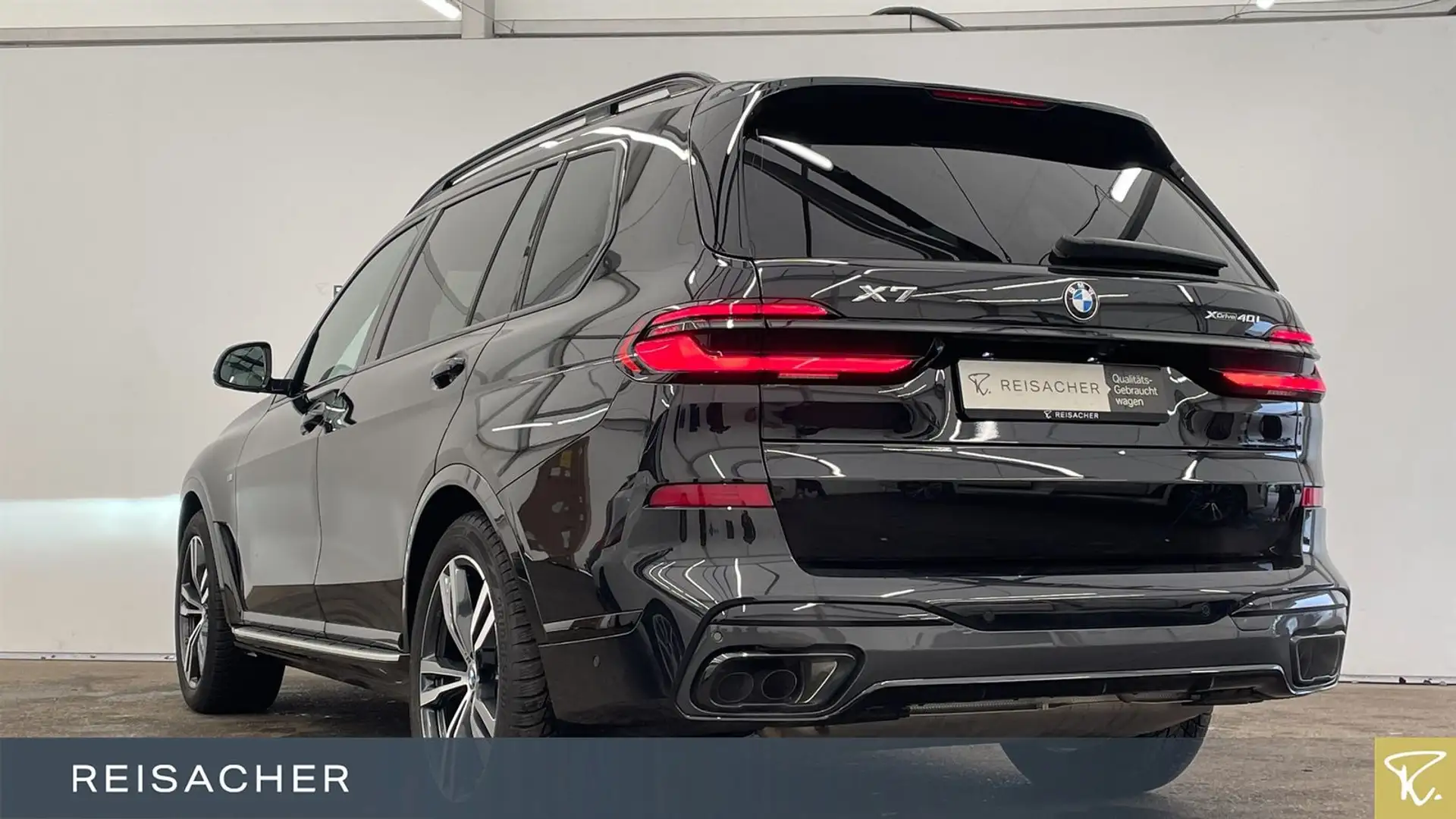 BMW X7 xDr40i A MSportPRO AHK SkyL ACC 360 H&K 21"LM Schwarz - 2