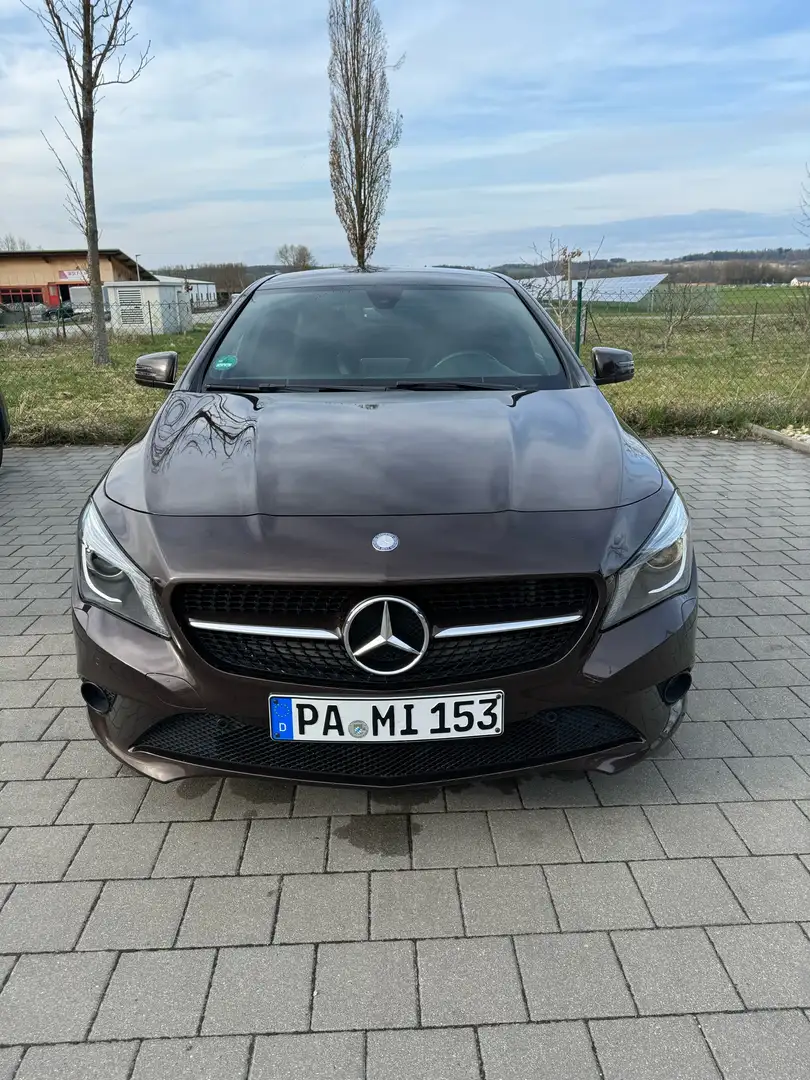 Mercedes-Benz CLA 250 CLA 250 (117.944) Braun - 1