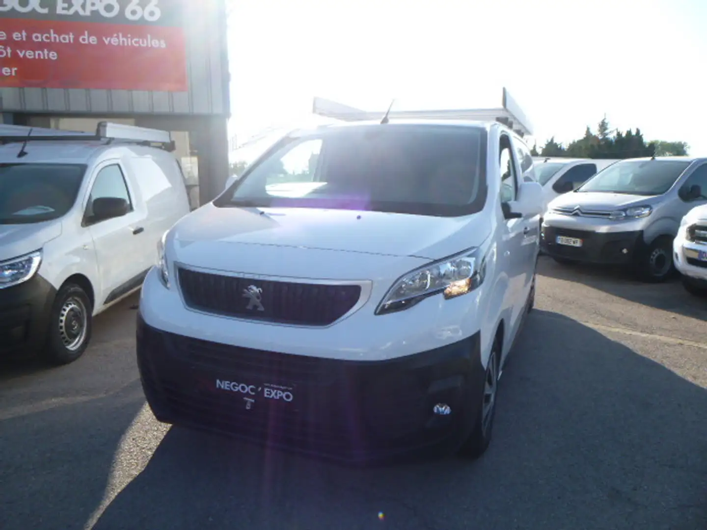 Peugeot Expert Expert Fourgon L2H1 Pack CD Clim Белый - 1