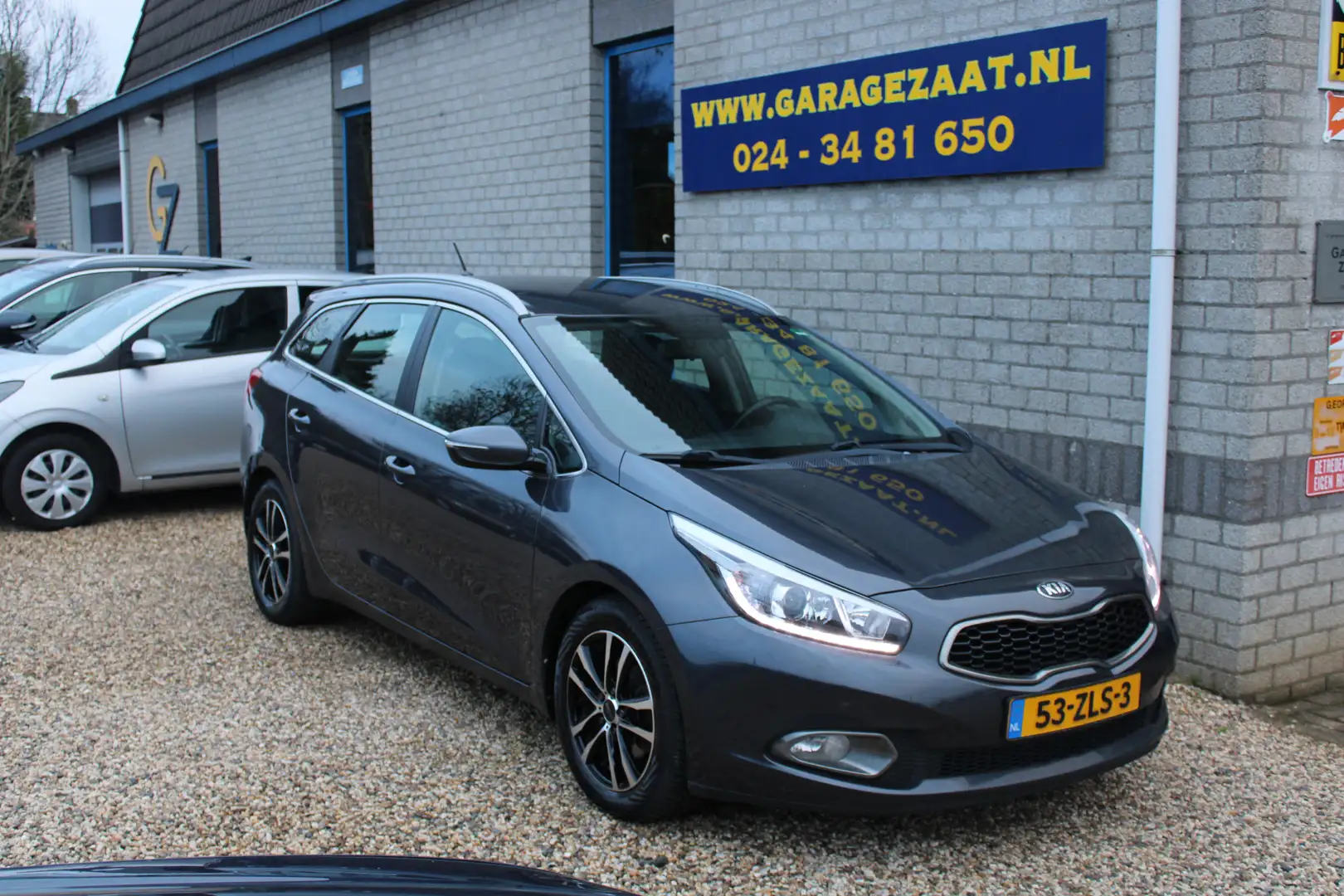 Kia Ceed SW / cee'd SW Sportswagon 1.6 GDI Comfort Pack Airco Trekhaak Grijs - 1