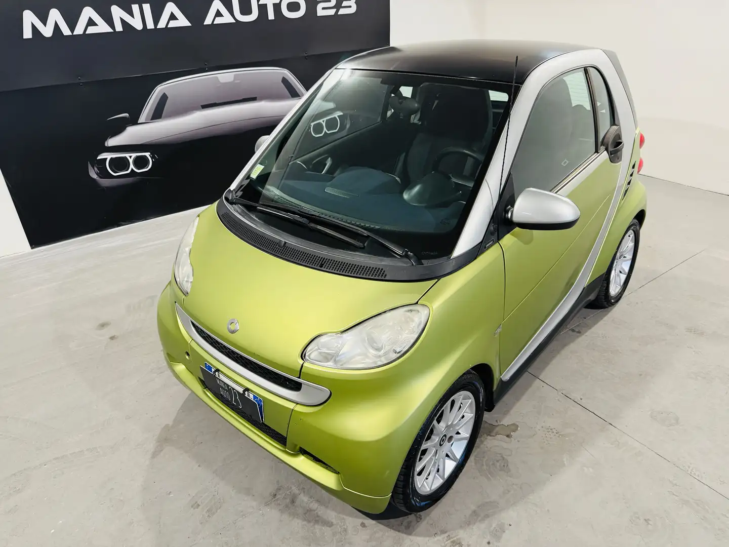 smart forTwo Fortwo 0.8 cdi Pulse 54cv*NEOPATENTATI* Verde - 2