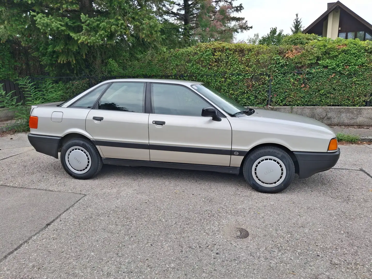 Audi 80 80 1,6 TD Silber - 2