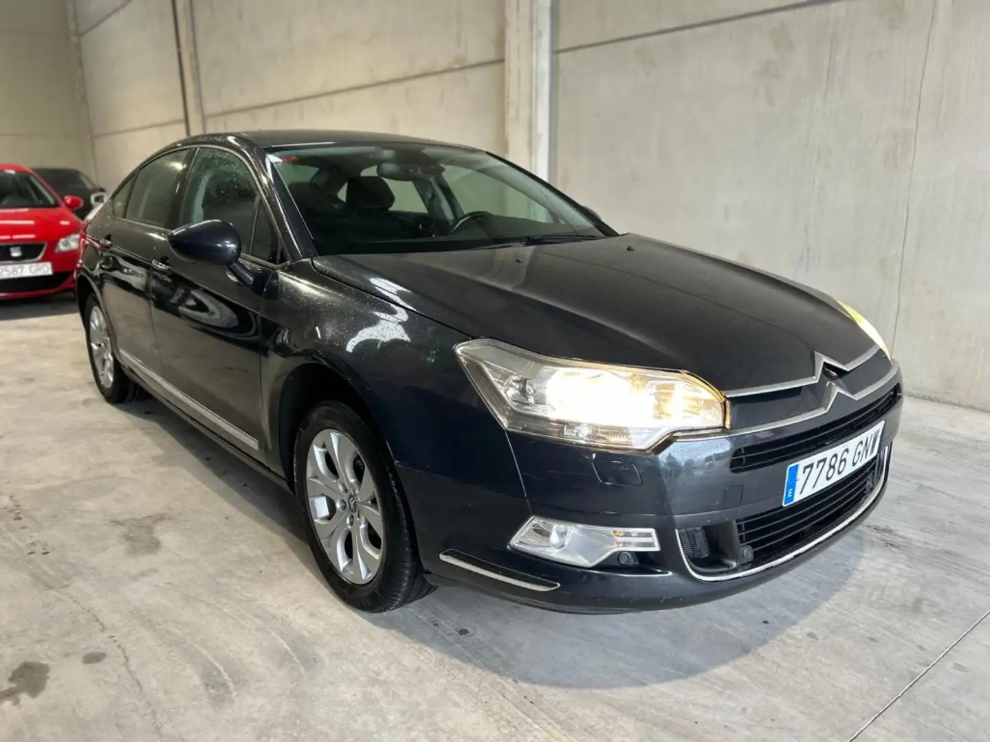 Citroen C5 2.0HDI Premier Zwart - 1