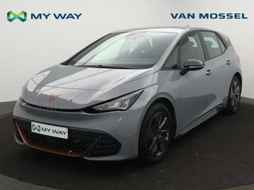 Born Business Edition 204PK *AUTOMAAT*SPORTZETELS*CAMERA*PDC*ACC*NAVI*APP-CONNECT*...*