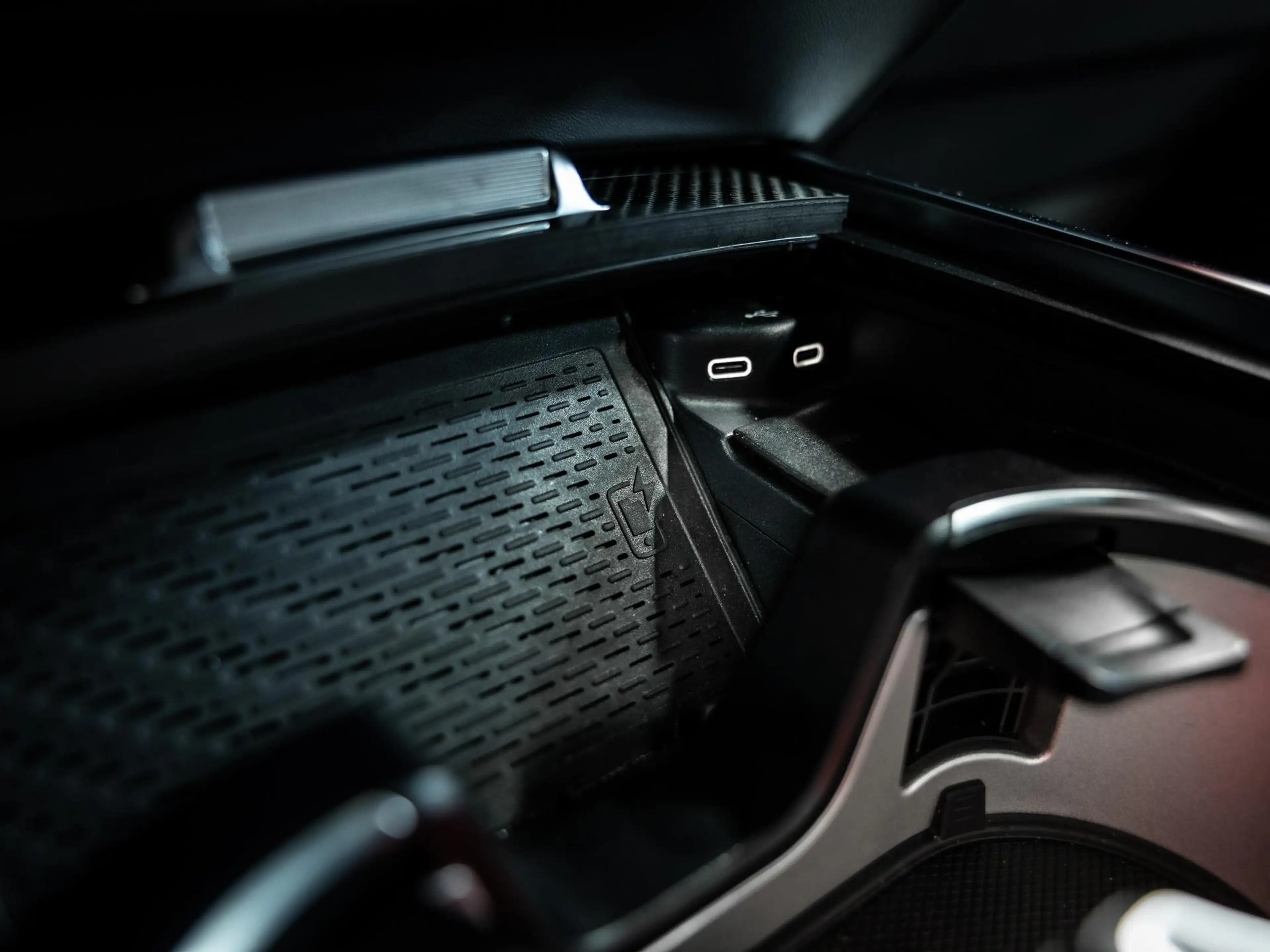 Mercedes-Benz G 63 AMG Vol uitgevoerde manufactur magno black, rode stiks — photo 50