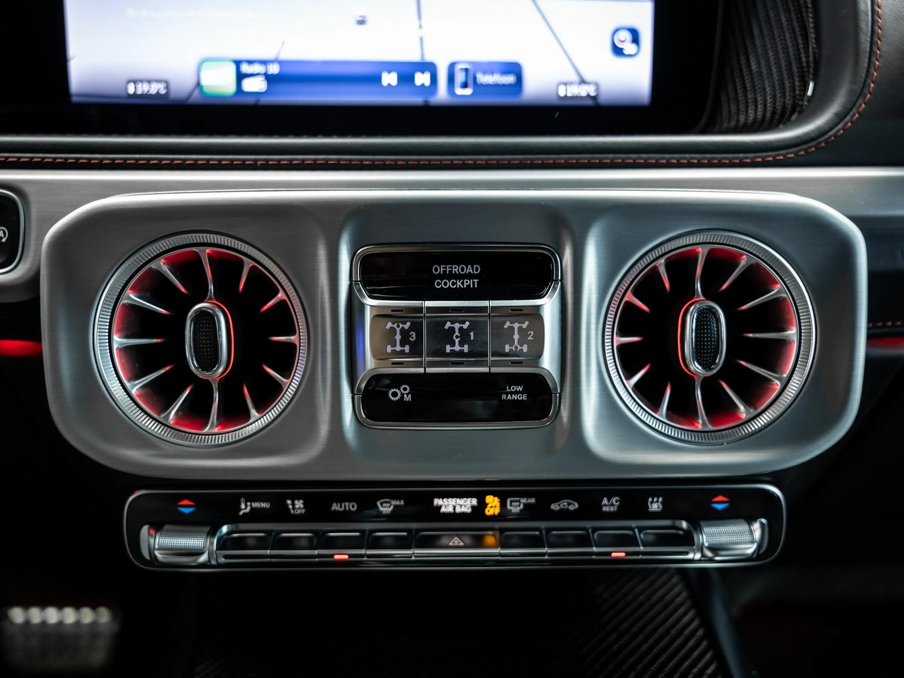 Mercedes-Benz G 63 AMG Vol uitgevoerde manufactur magno black, rode stiks — photo 47