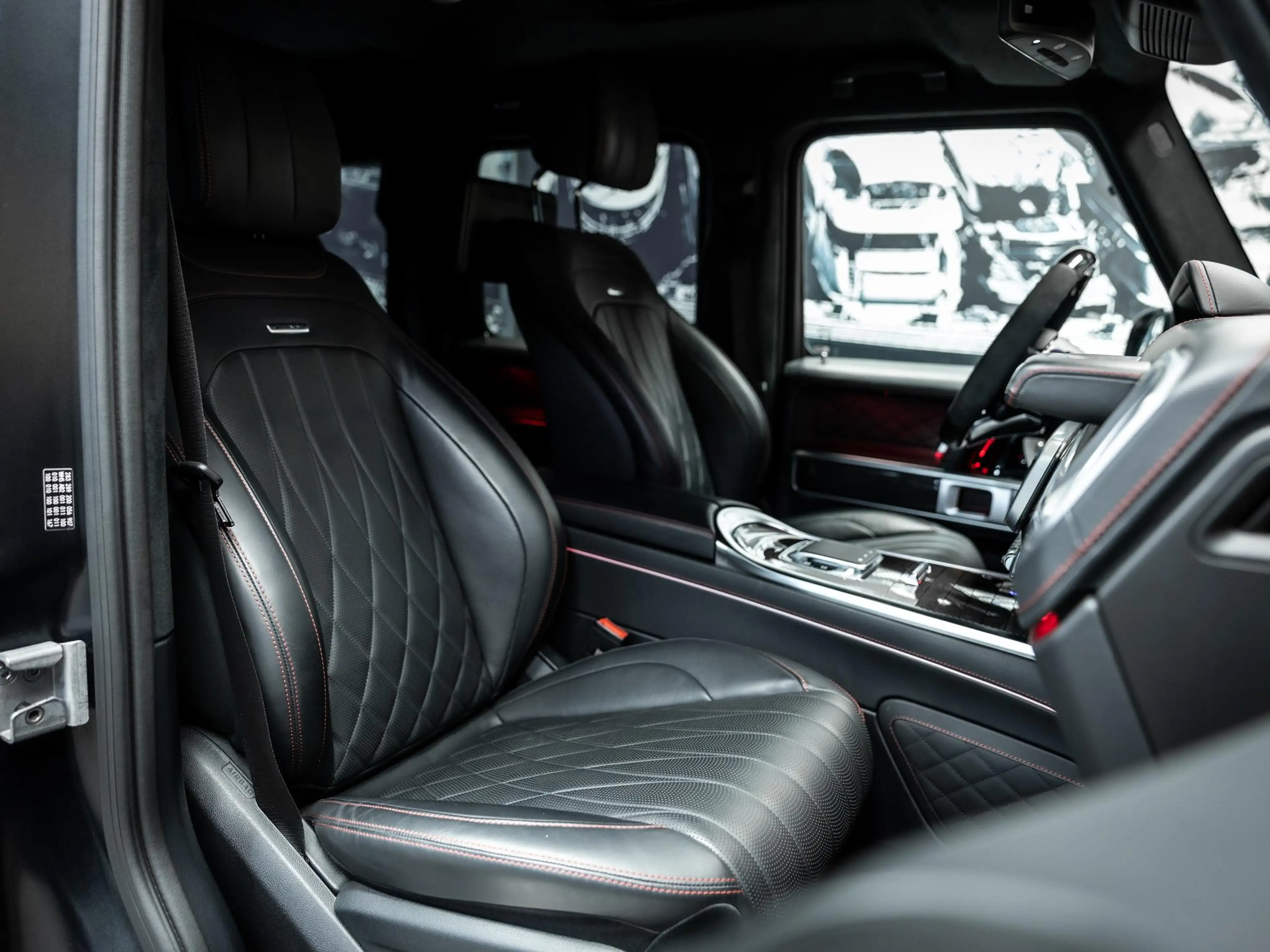 Mercedes-Benz G 63 AMG Vol uitgevoerde manufactur magno black, rode stiks — photo 35