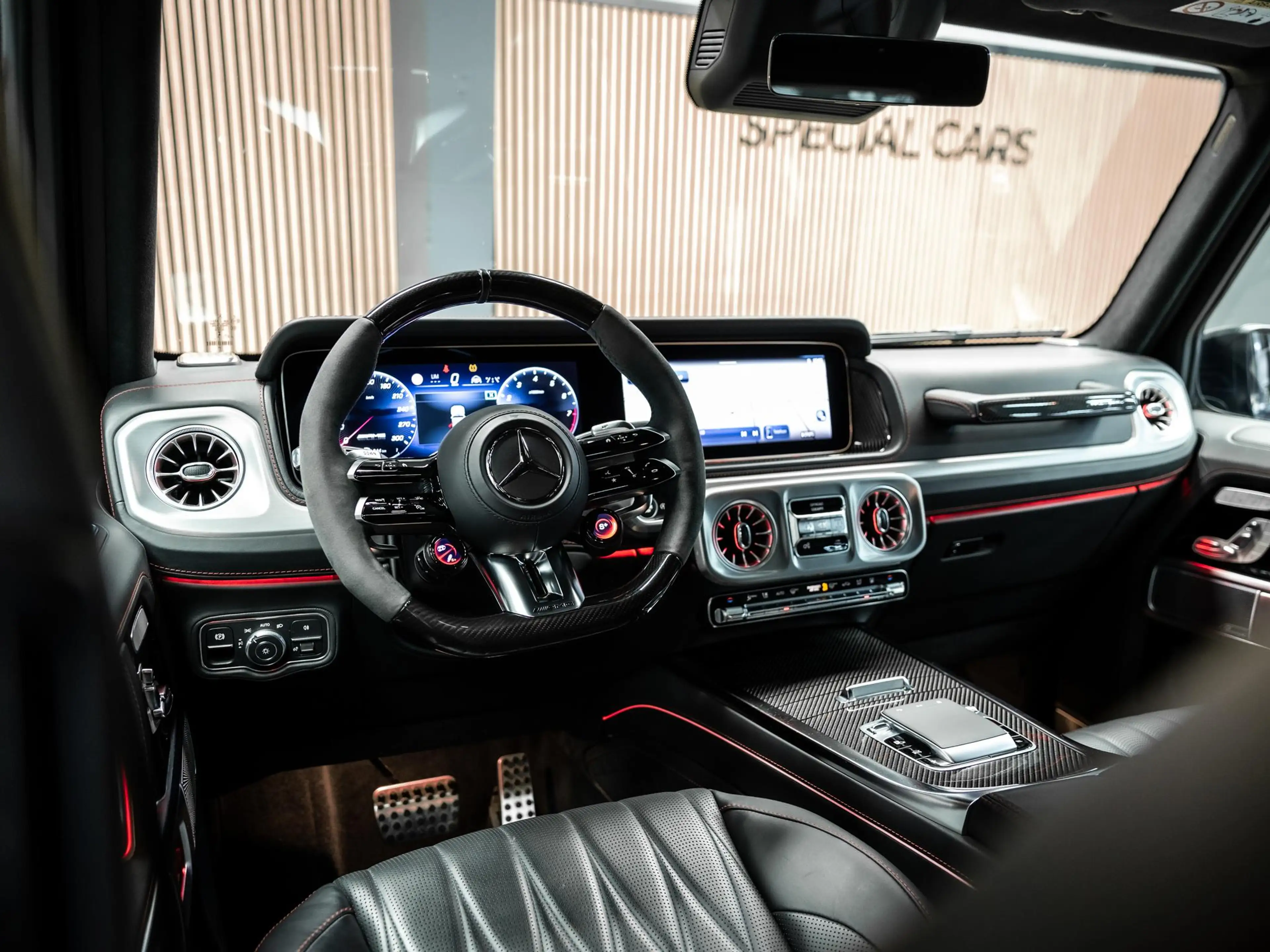 Mercedes-Benz G 63 AMG Vol uitgevoerde manufactur magno black, rode stiks — photo 45