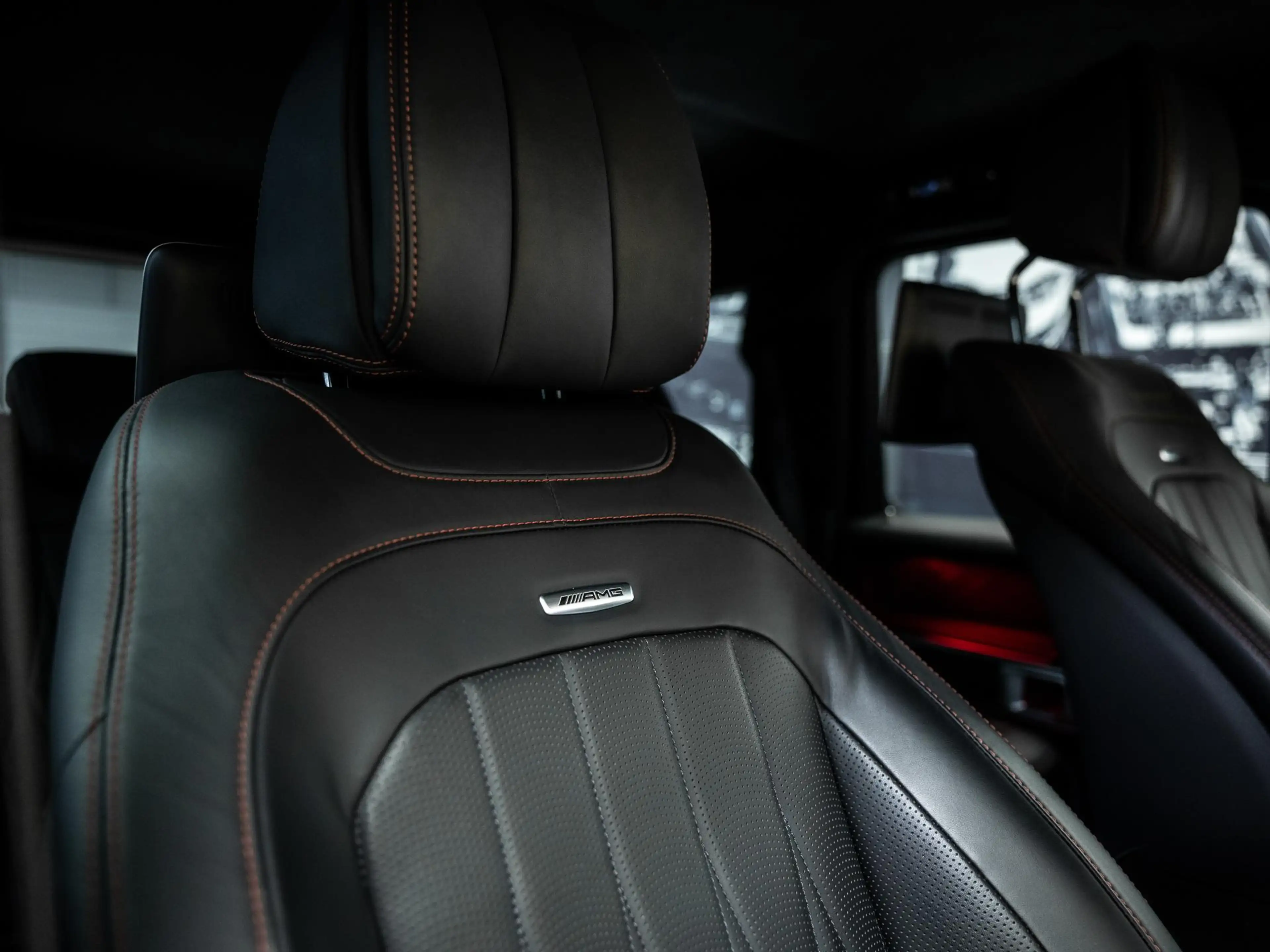 Mercedes-Benz G 63 AMG Vol uitgevoerde manufactur magno black, rode stiks — photo 36