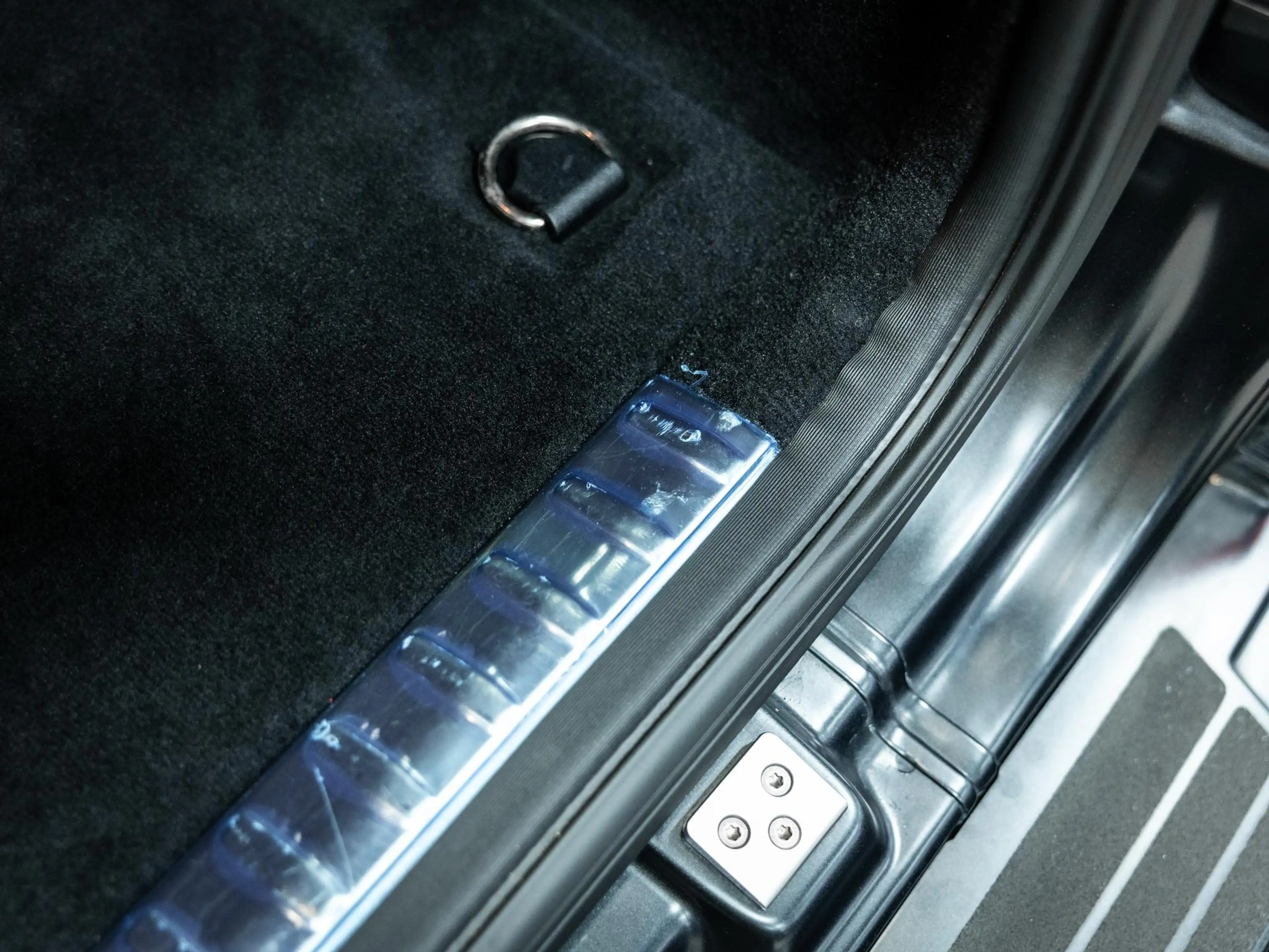 Mercedes-Benz G 63 AMG Vol uitgevoerde manufactur magno black, rode stiks — photo 16