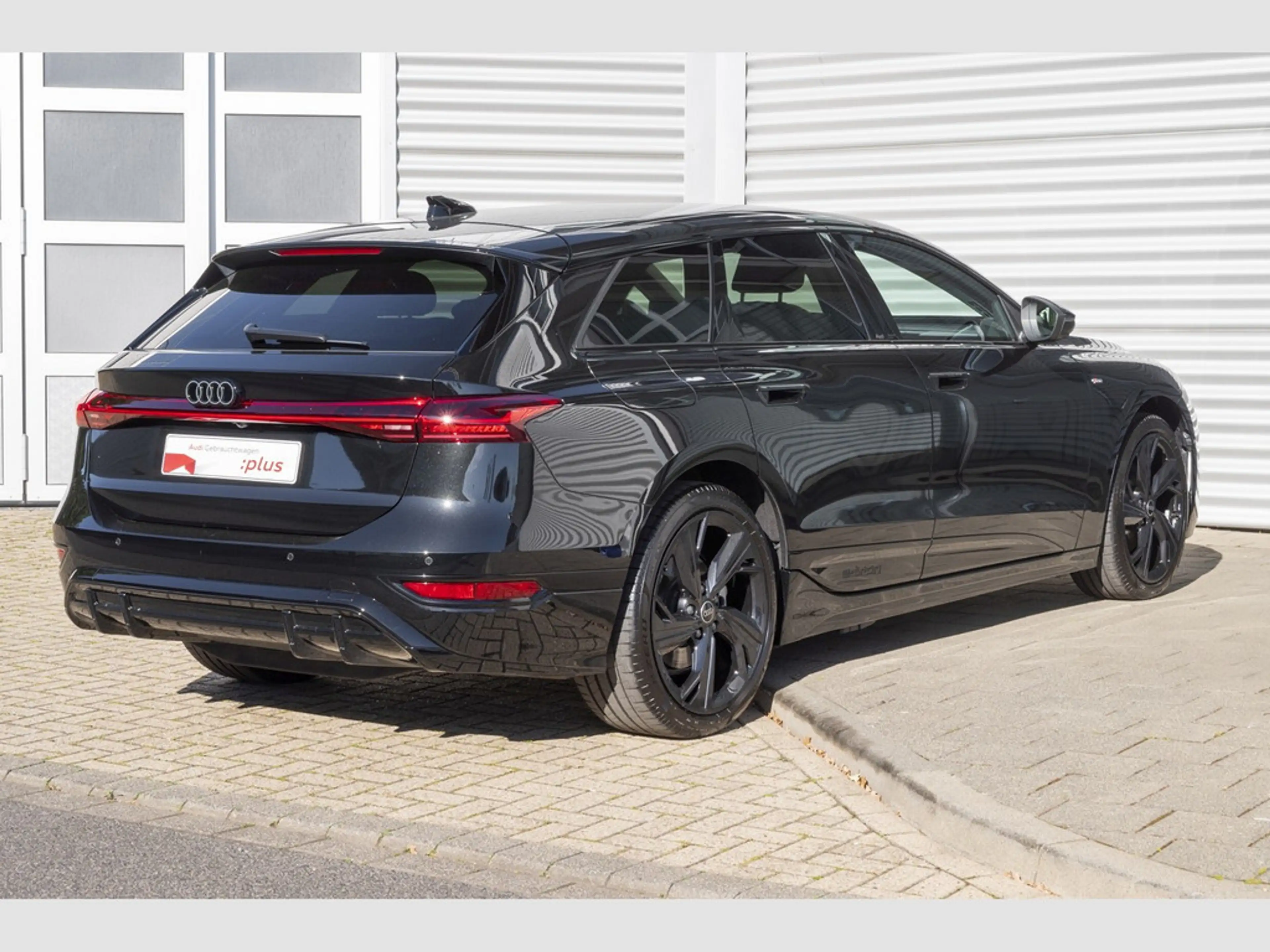 Audi A6 e-tron — photo 4