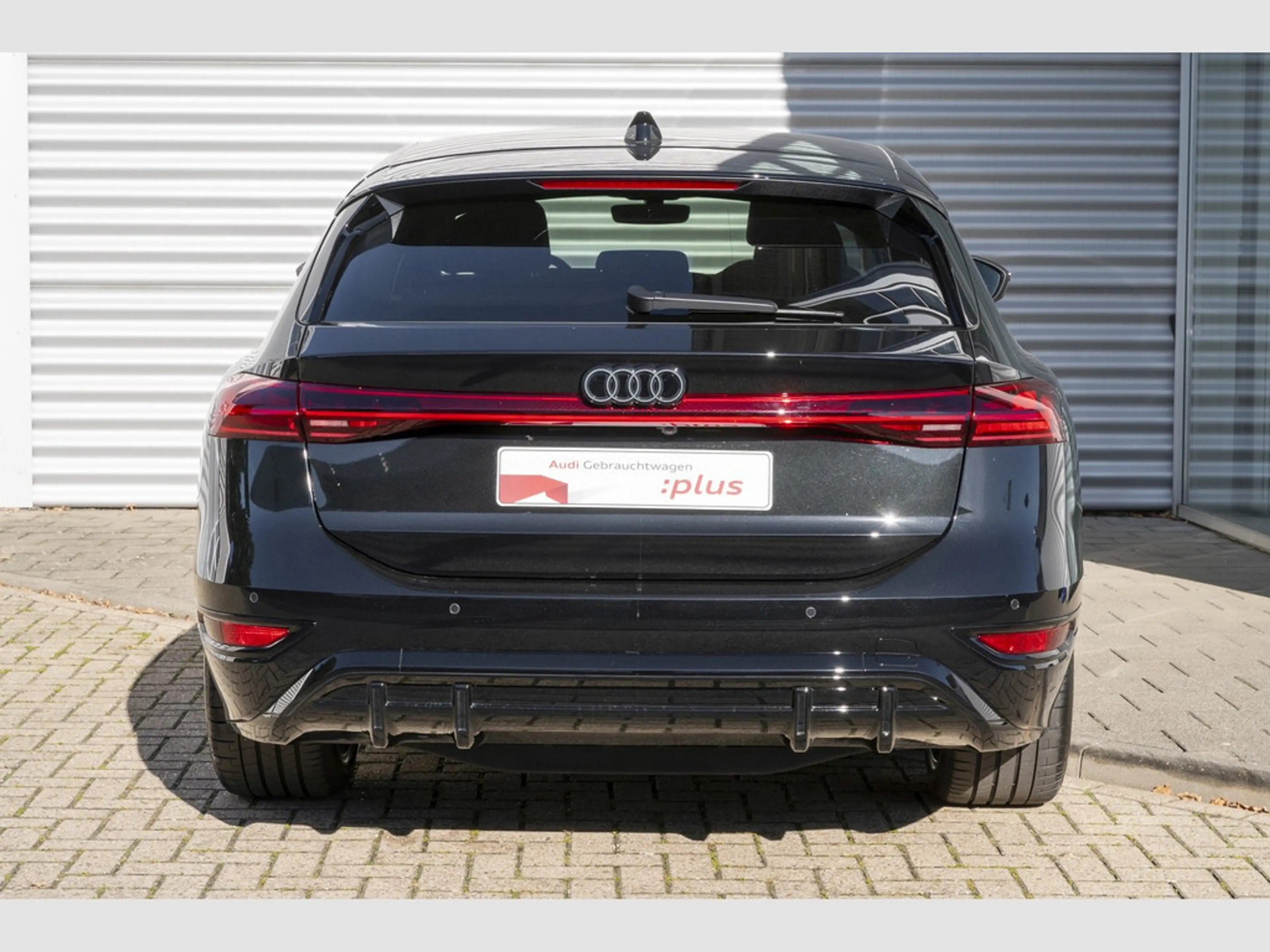 Audi A6 e-tron — photo 5
