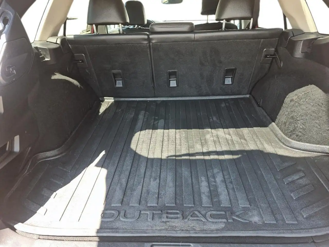 Subaru OUTBACK fotografie Subaru OUTBACK