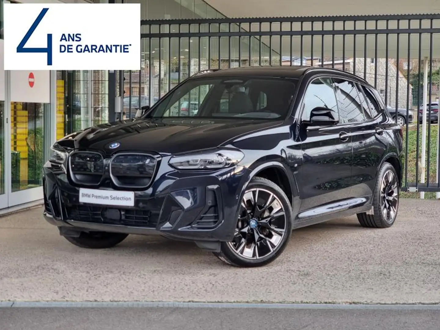 BMW iX3 Impressive Schwarz - 1