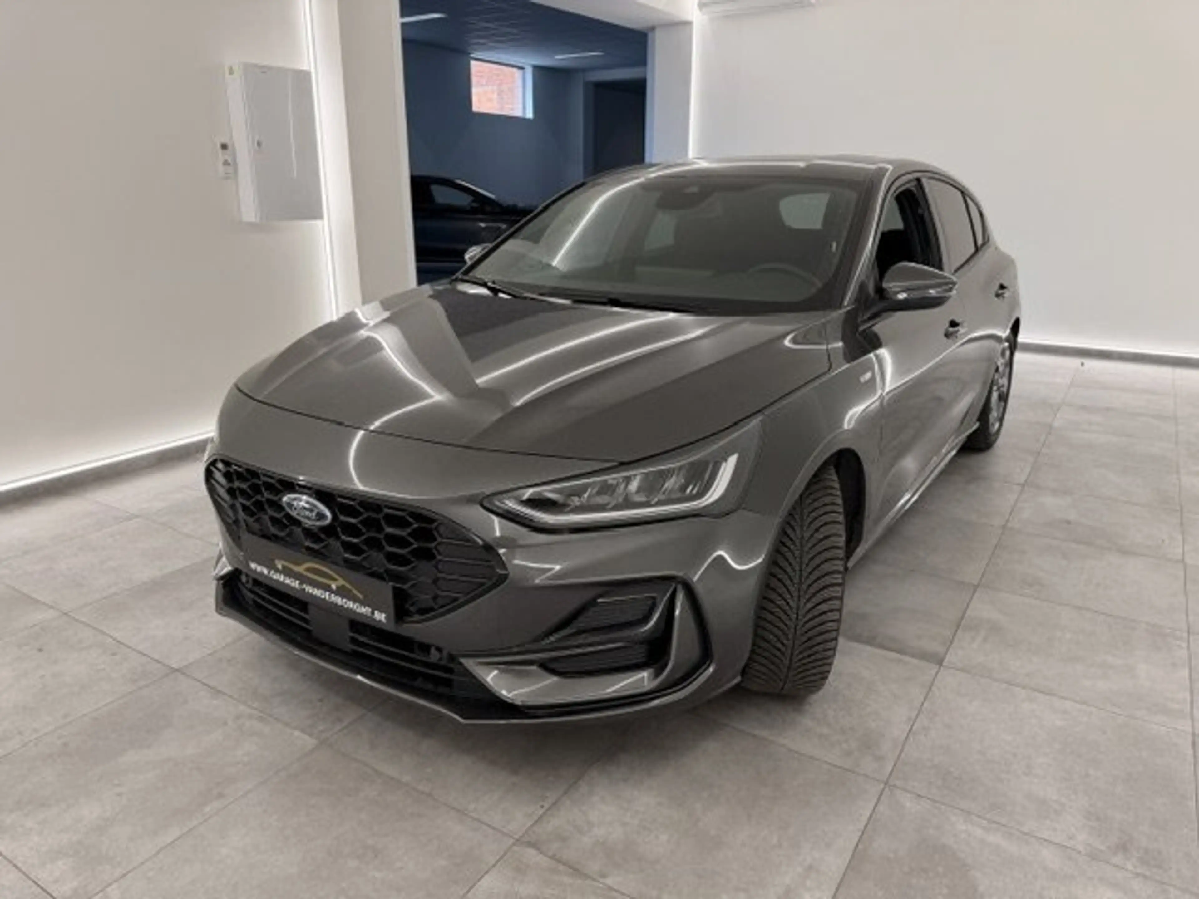 Ford Focus ST-LINE HYBRID BENZINE 27000KM!!!! — photo 4