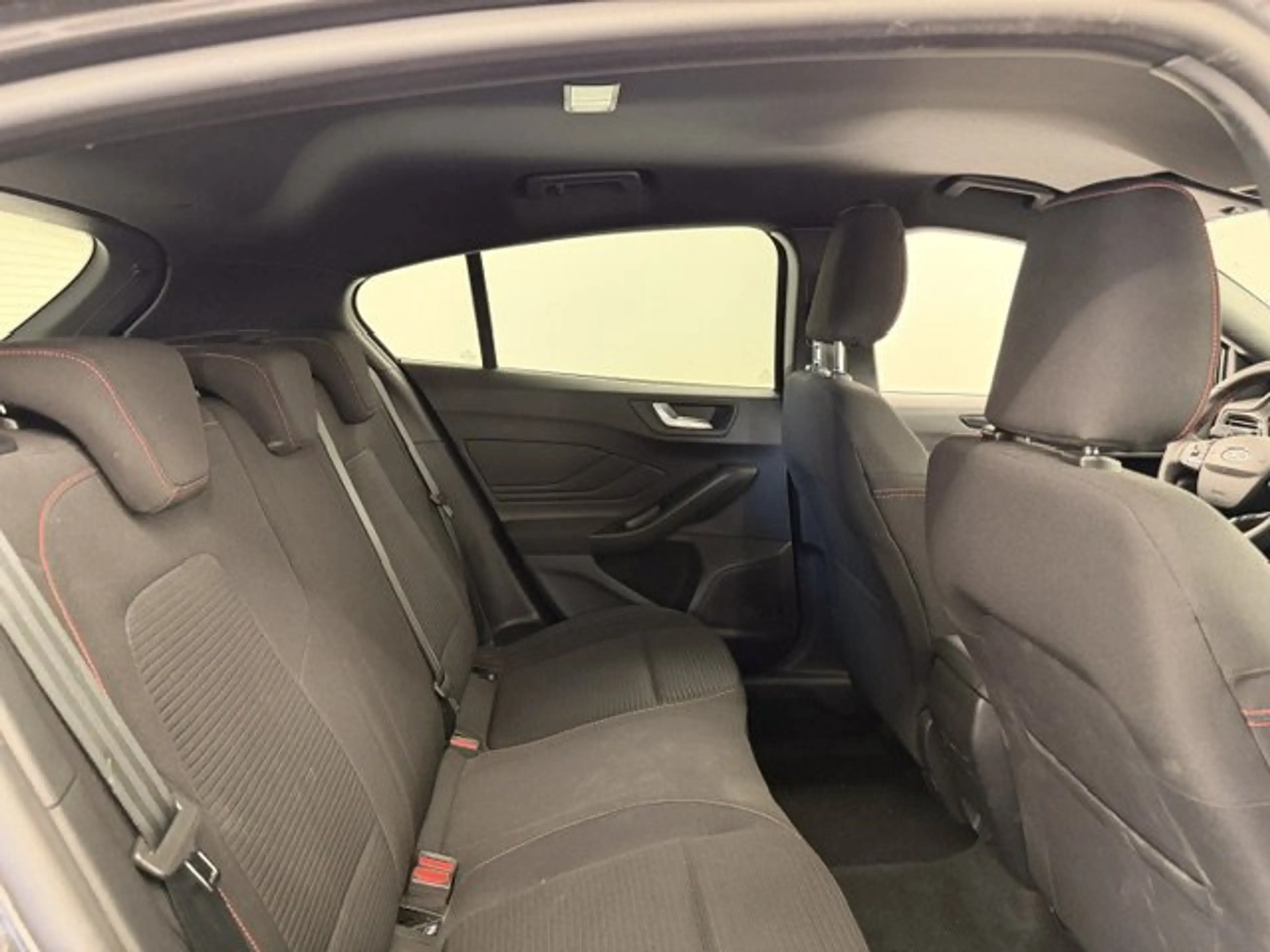 Ford Focus ST-LINE HYBRID BENZINE 27000KM!!!! — photo 14