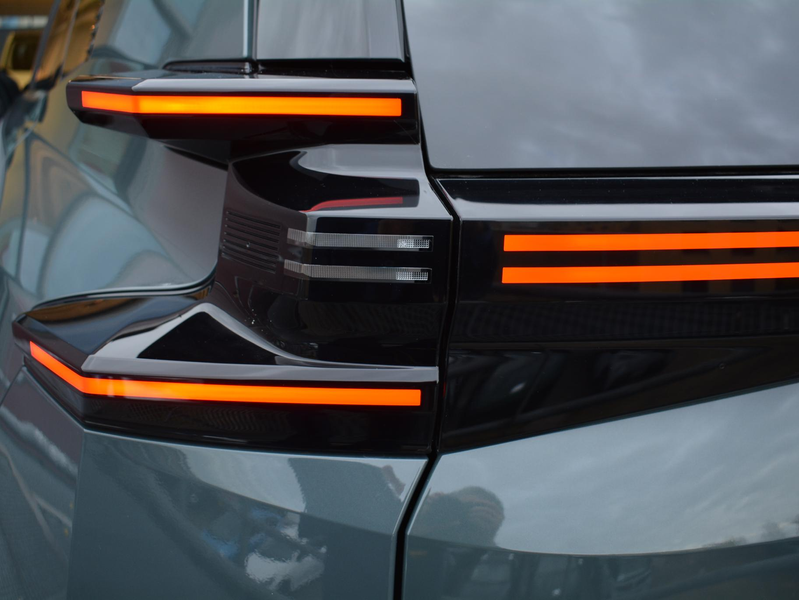 Citroen C5 Aircross 1.2 Hybrid 145 Max | Interieur-pakket | Trekhaak | — photo 11